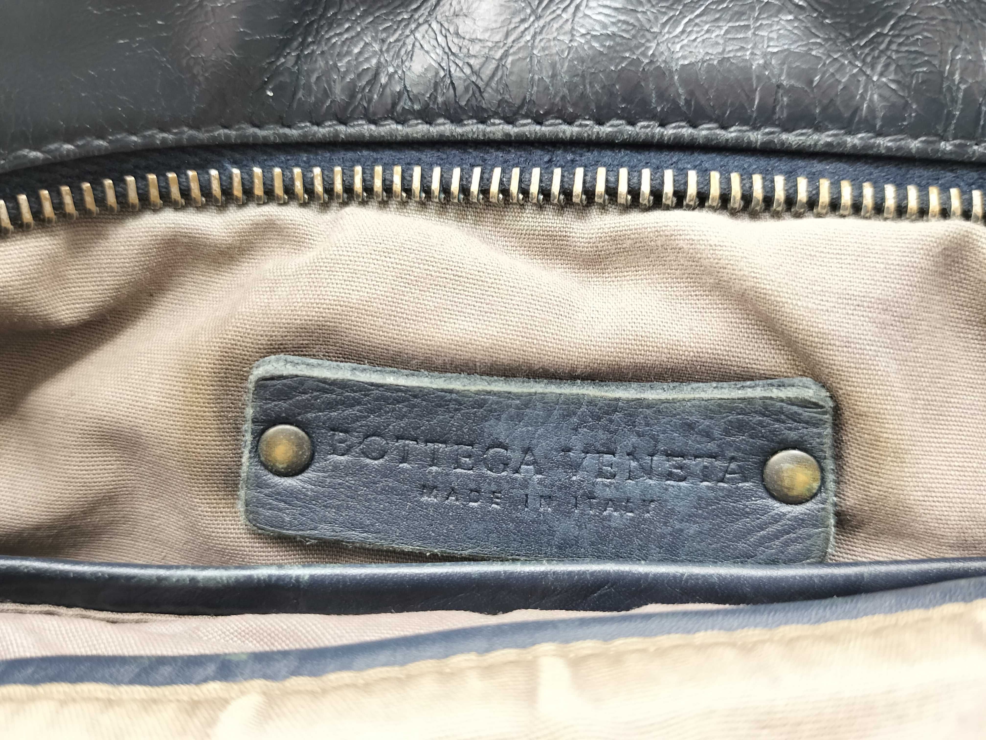 shoulder bag — view 15