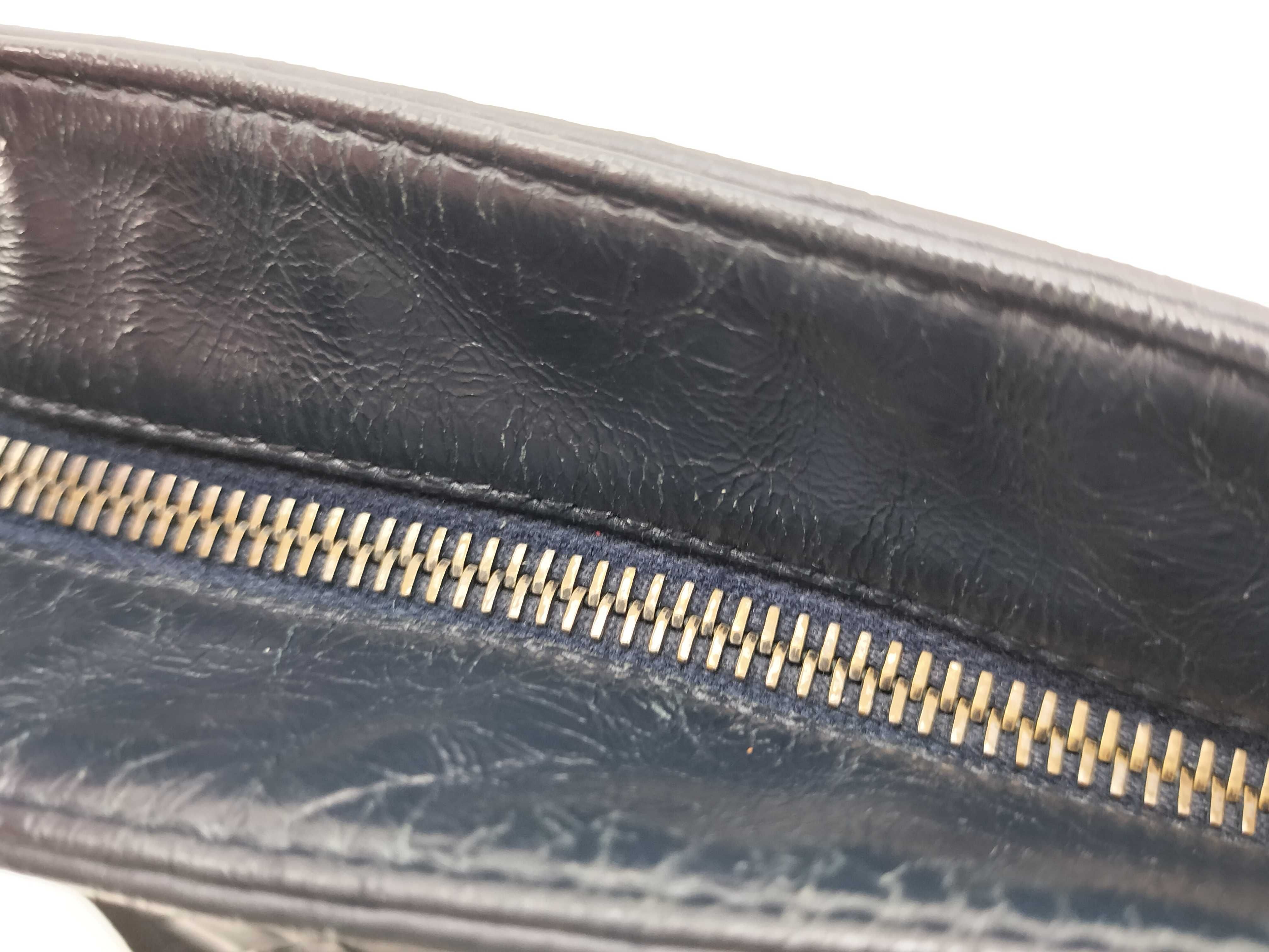 shoulder bag — view 9