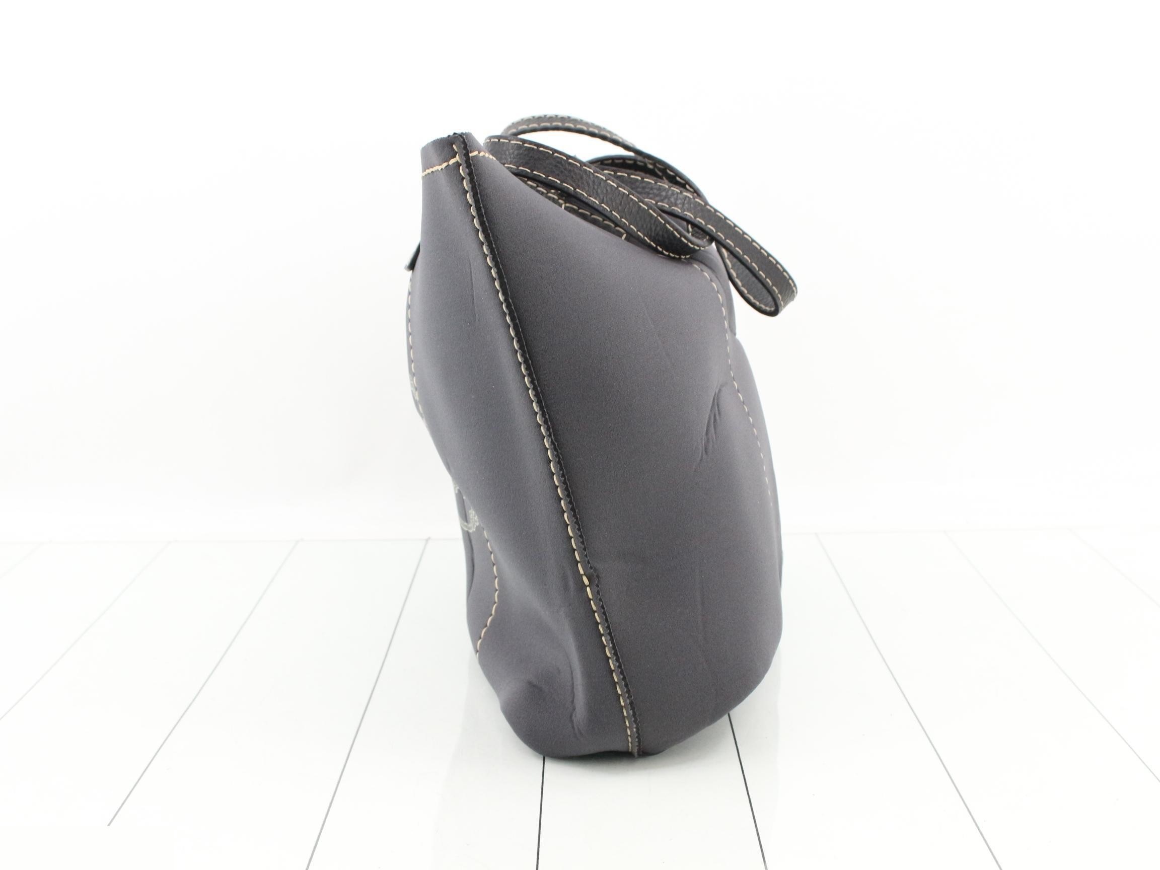 Neoprene tote bag with triangular logo — view 3