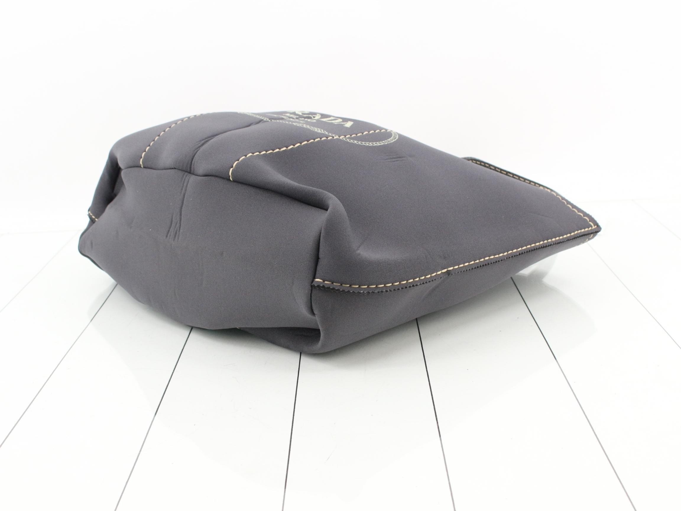 Neoprene tote bag with triangular logo — view 6