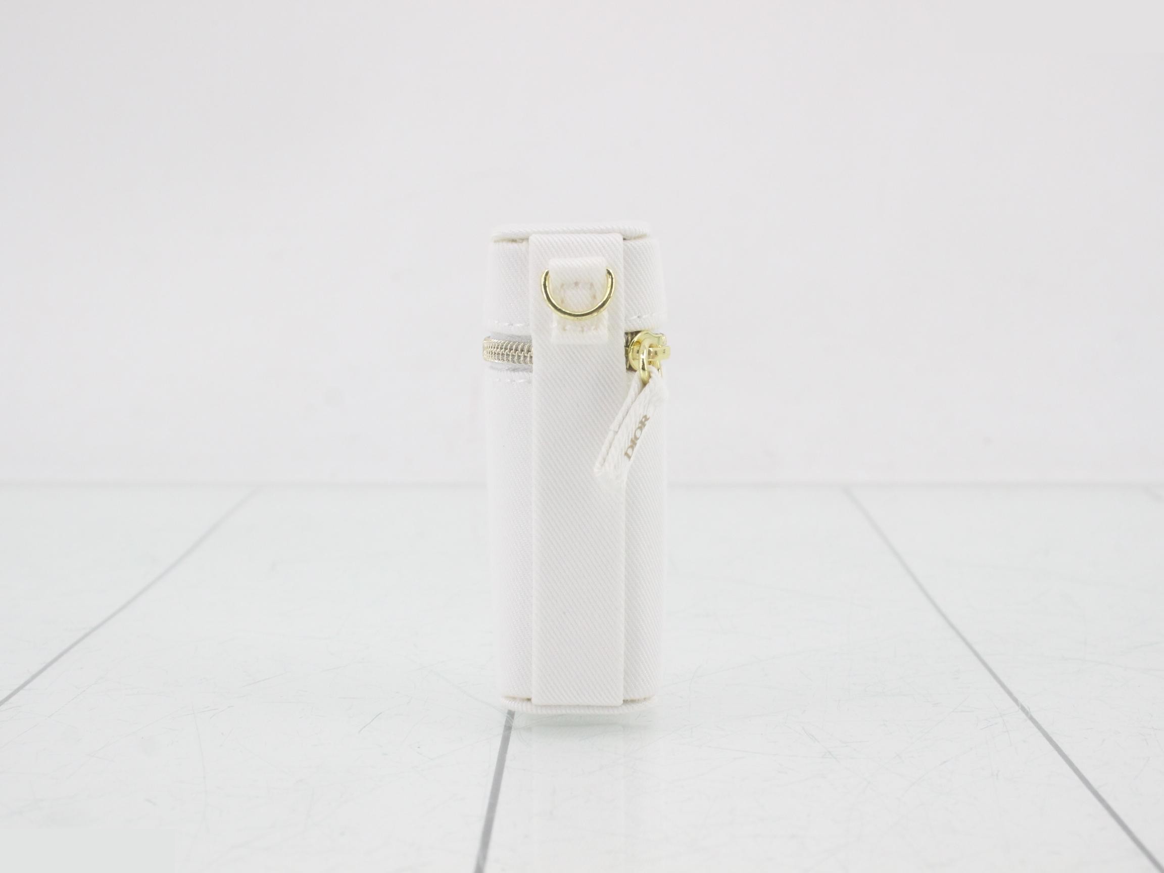 Lip case, white — view 2
