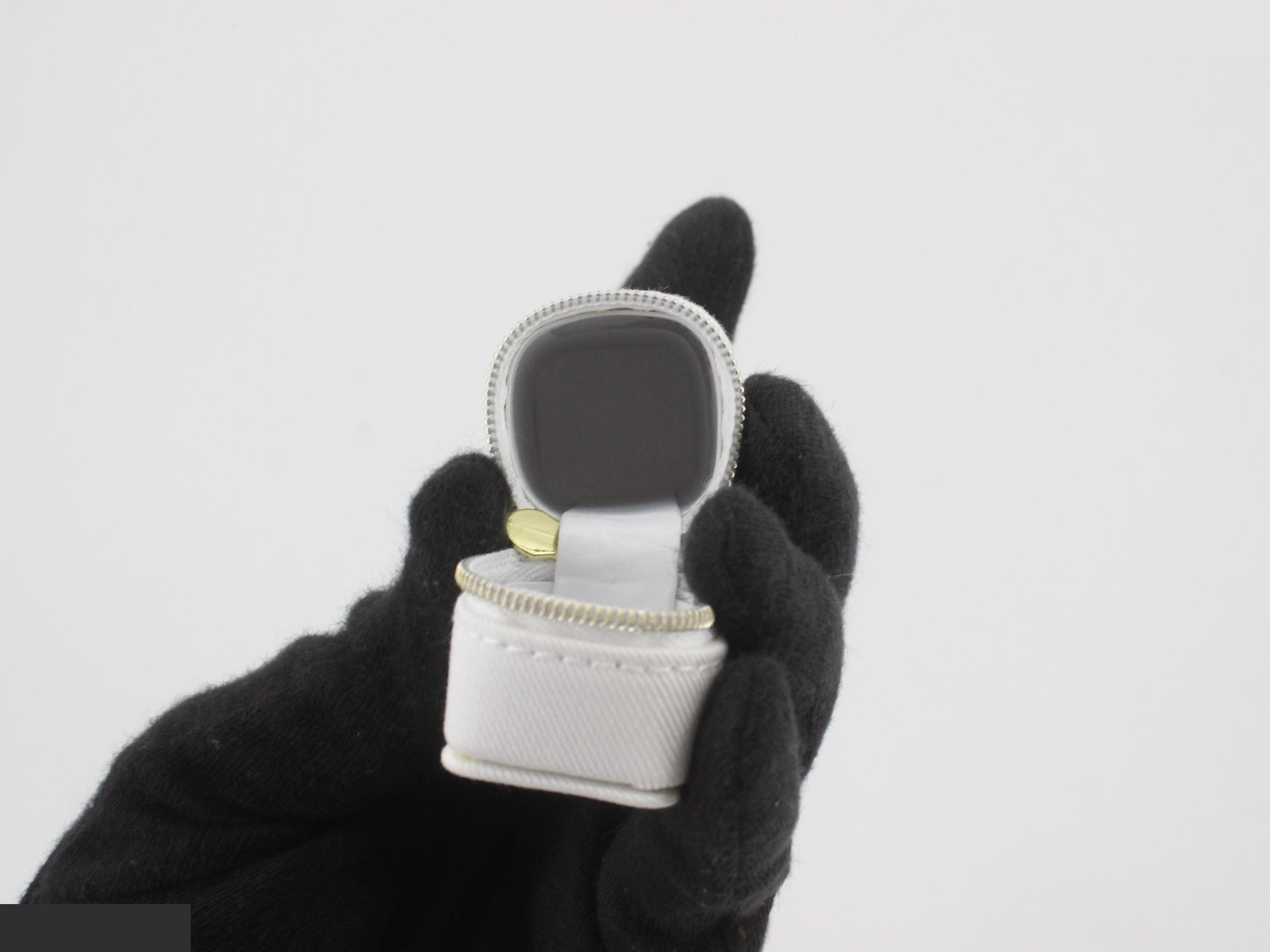 Lip case, white — view 4