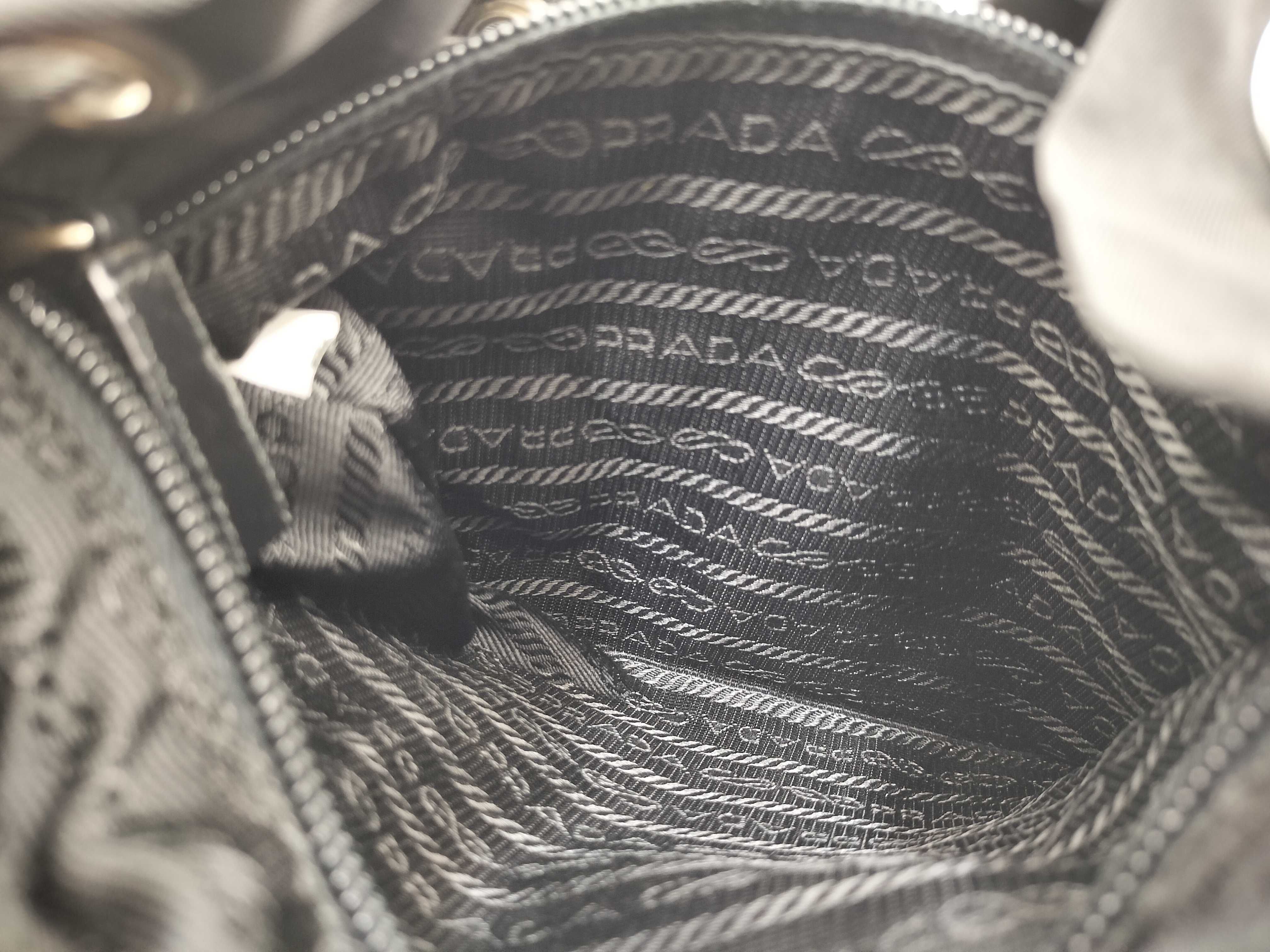 nylon backpack with triangular logo. — view 15