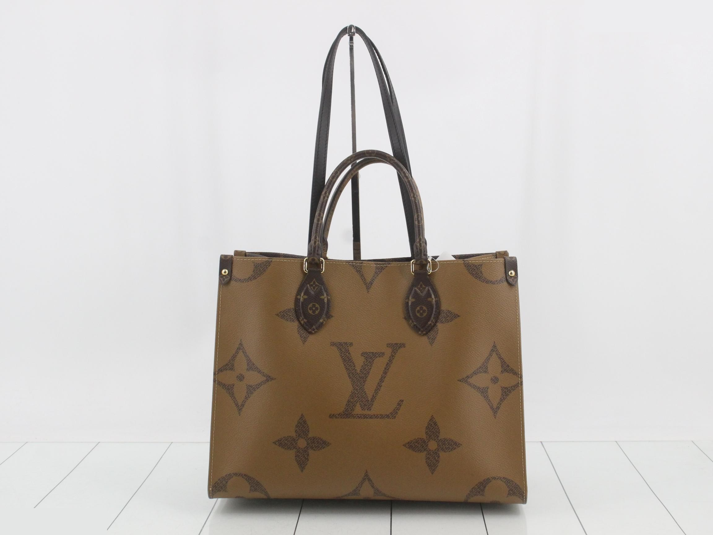 M45321 Monogram Reverse OnTheGo MM Tote Bag — view 2