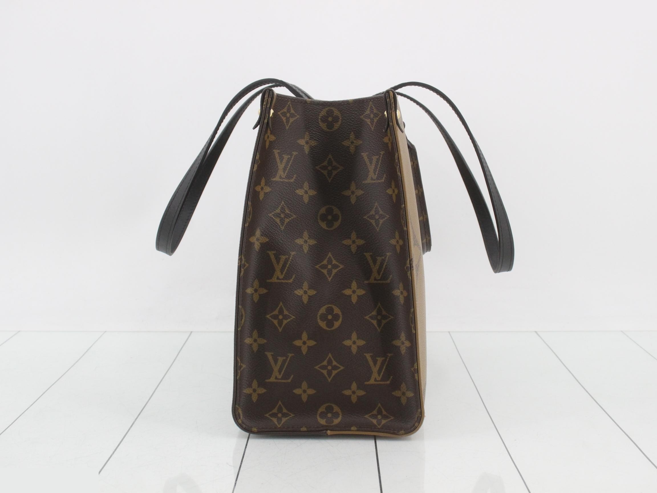 M45321 Monogram Reverse OnTheGo MM Tote Bag — view 3