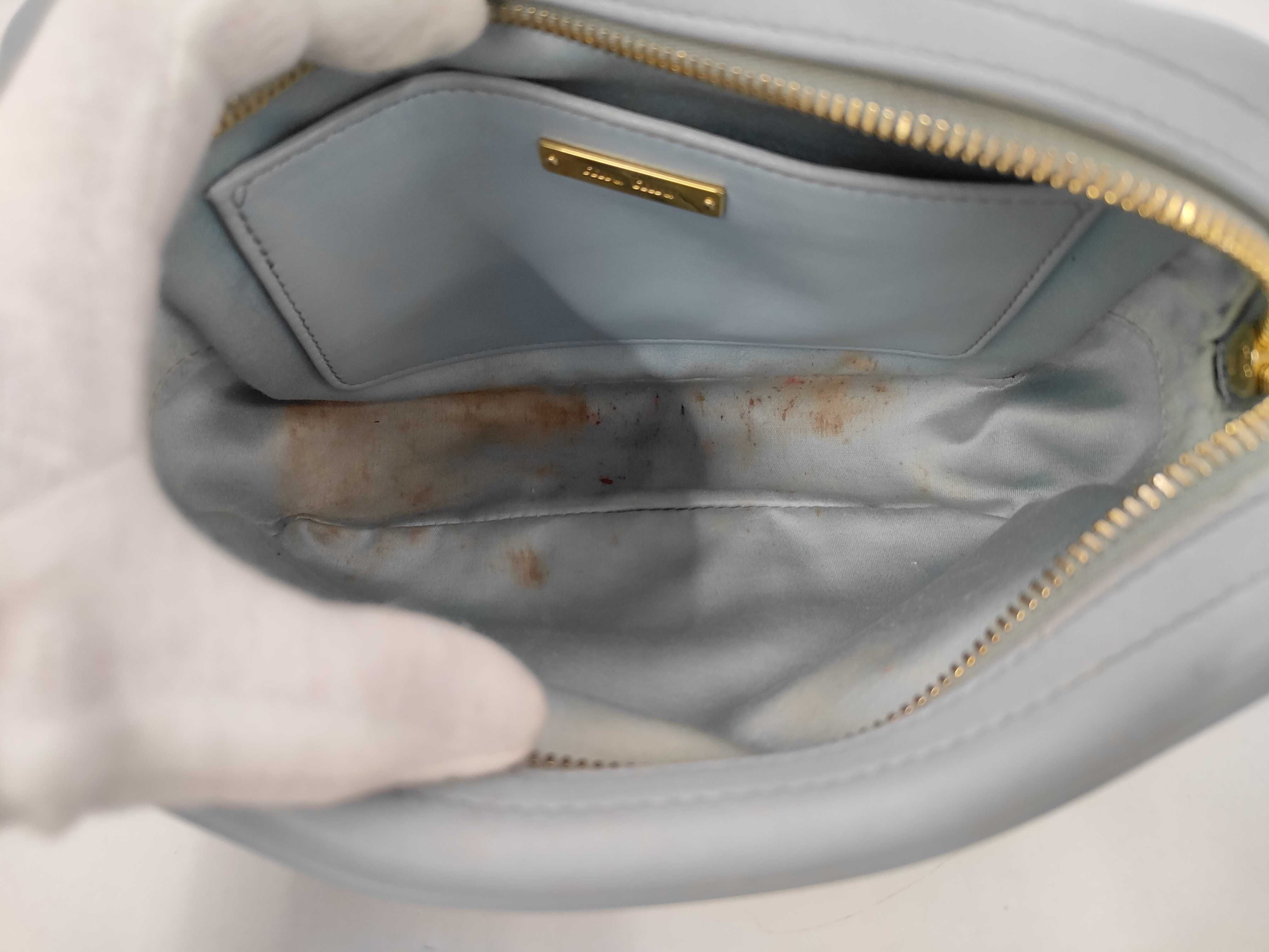 Matelassé Leather Chain Camera Bag Shoulder Bag — view 9