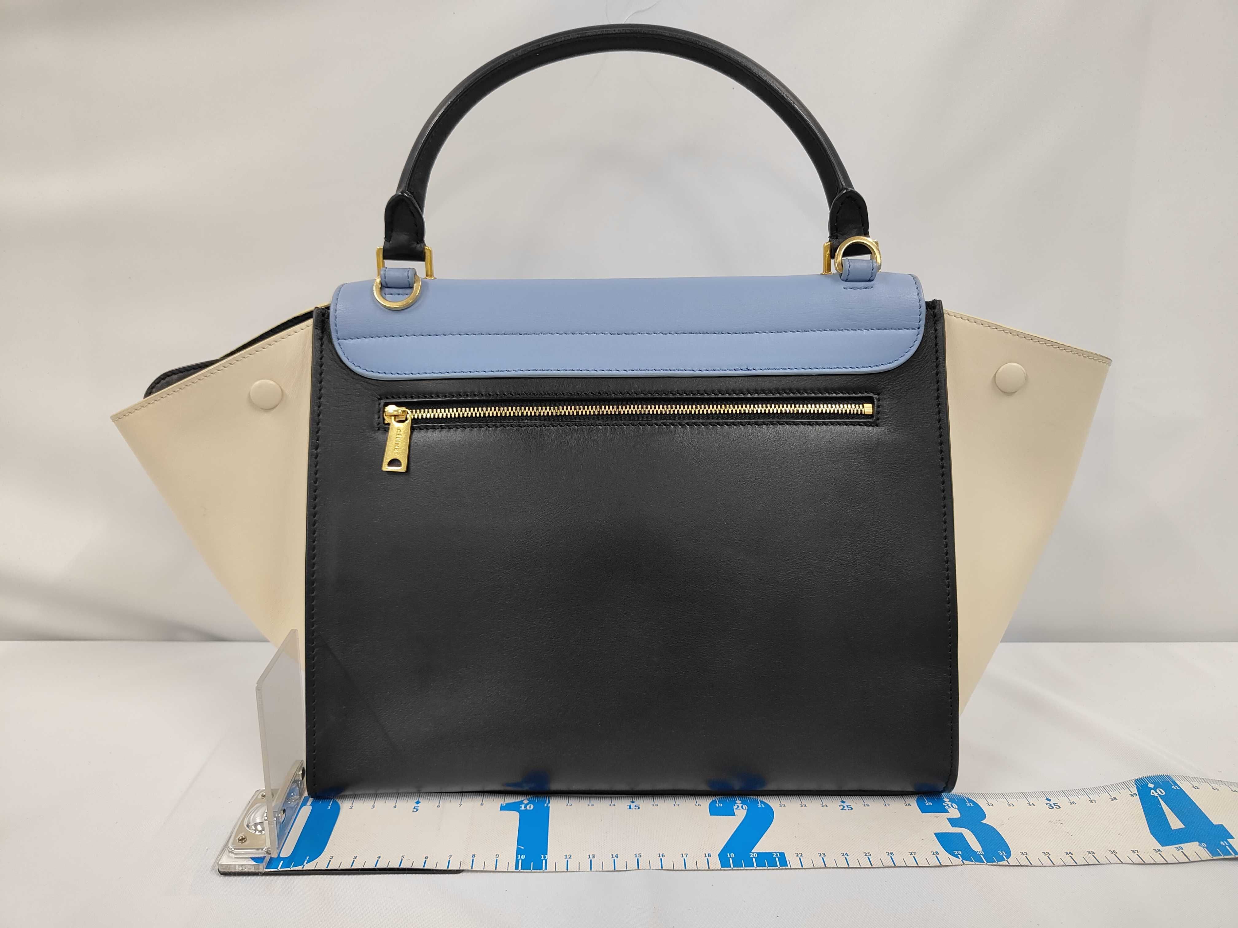 Trapeze 2-Way Handbag. Accessories: Shoulder strap. — view 2