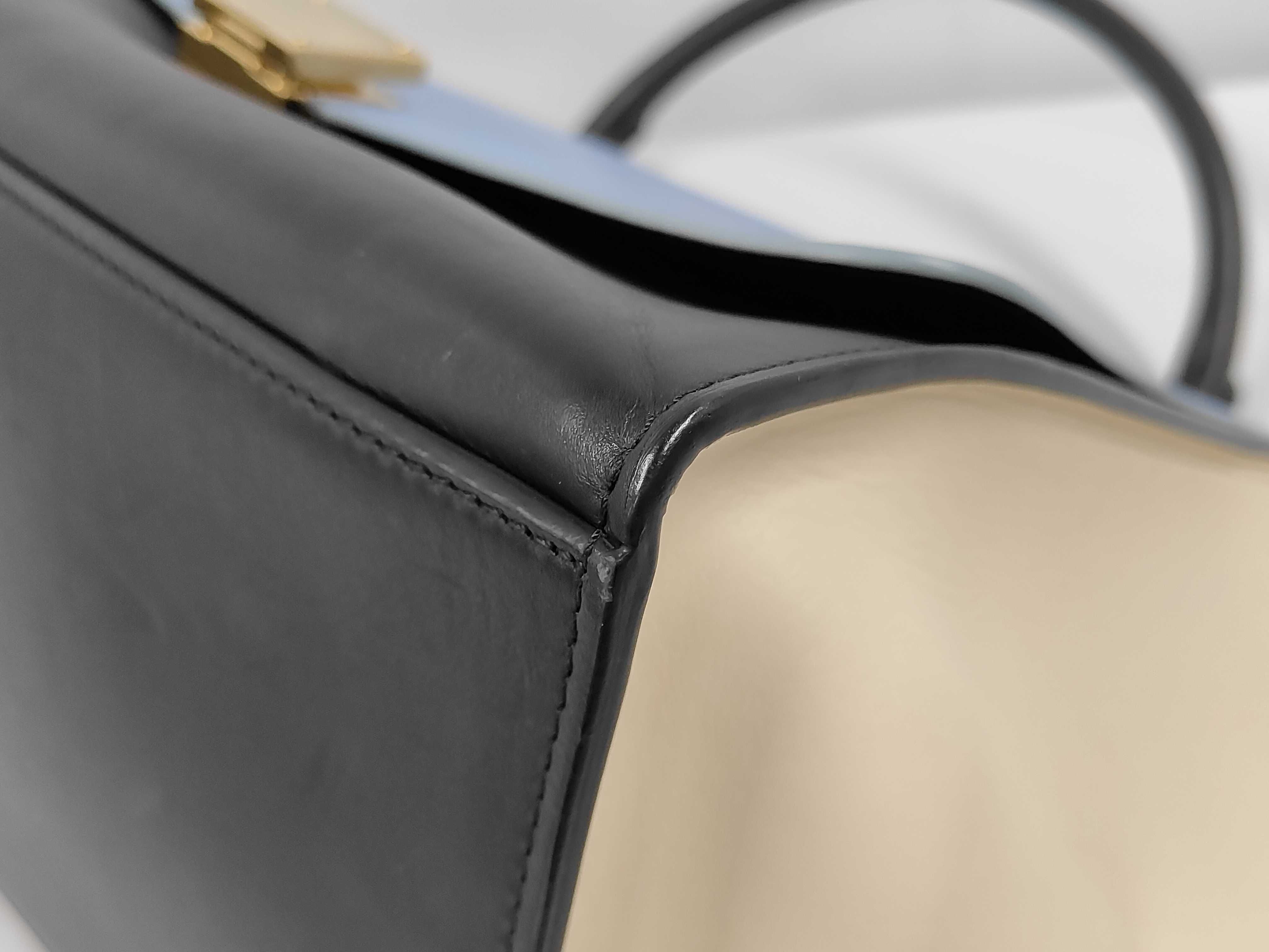 Trapeze 2-Way Handbag. Accessories: Shoulder strap. — view 4