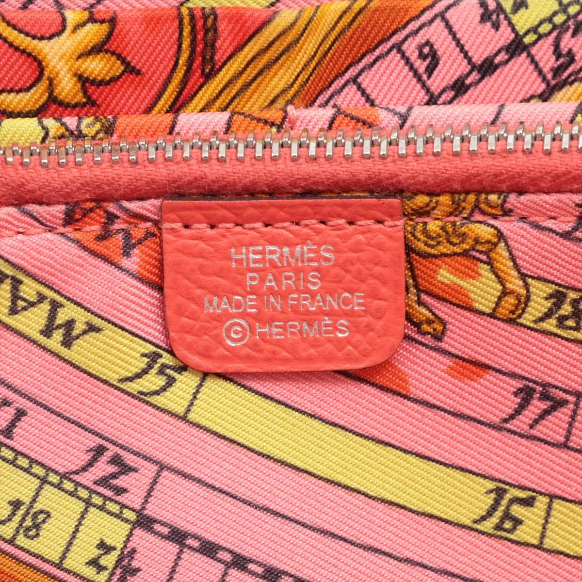 Azap Long Silk In Veau Epsom Round Zip Wallet Red Silver Hardware A: 2017 — view 9