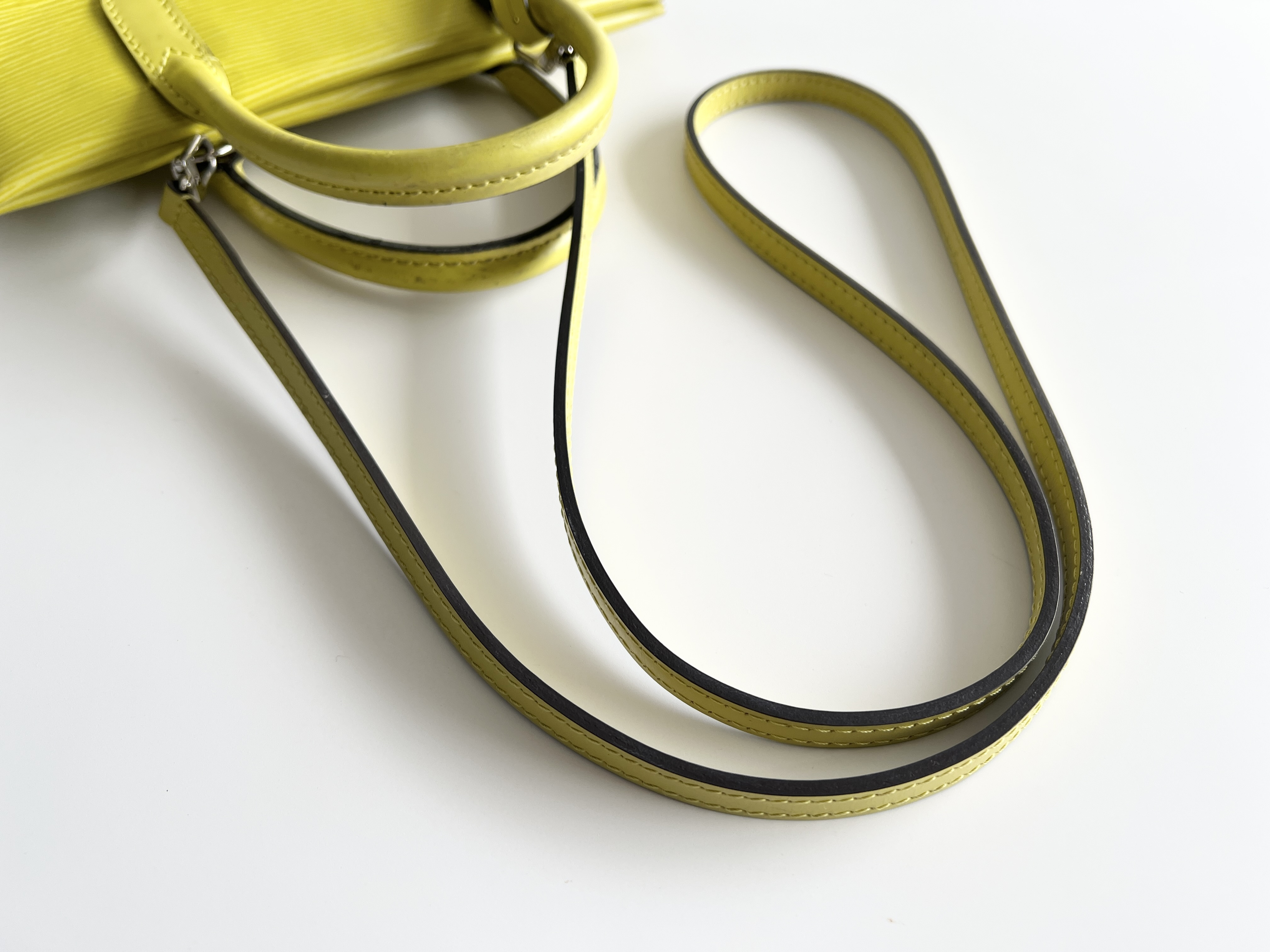 Epi Marly BB Leather 2-way Shoulder Bag/Handbag — view 3