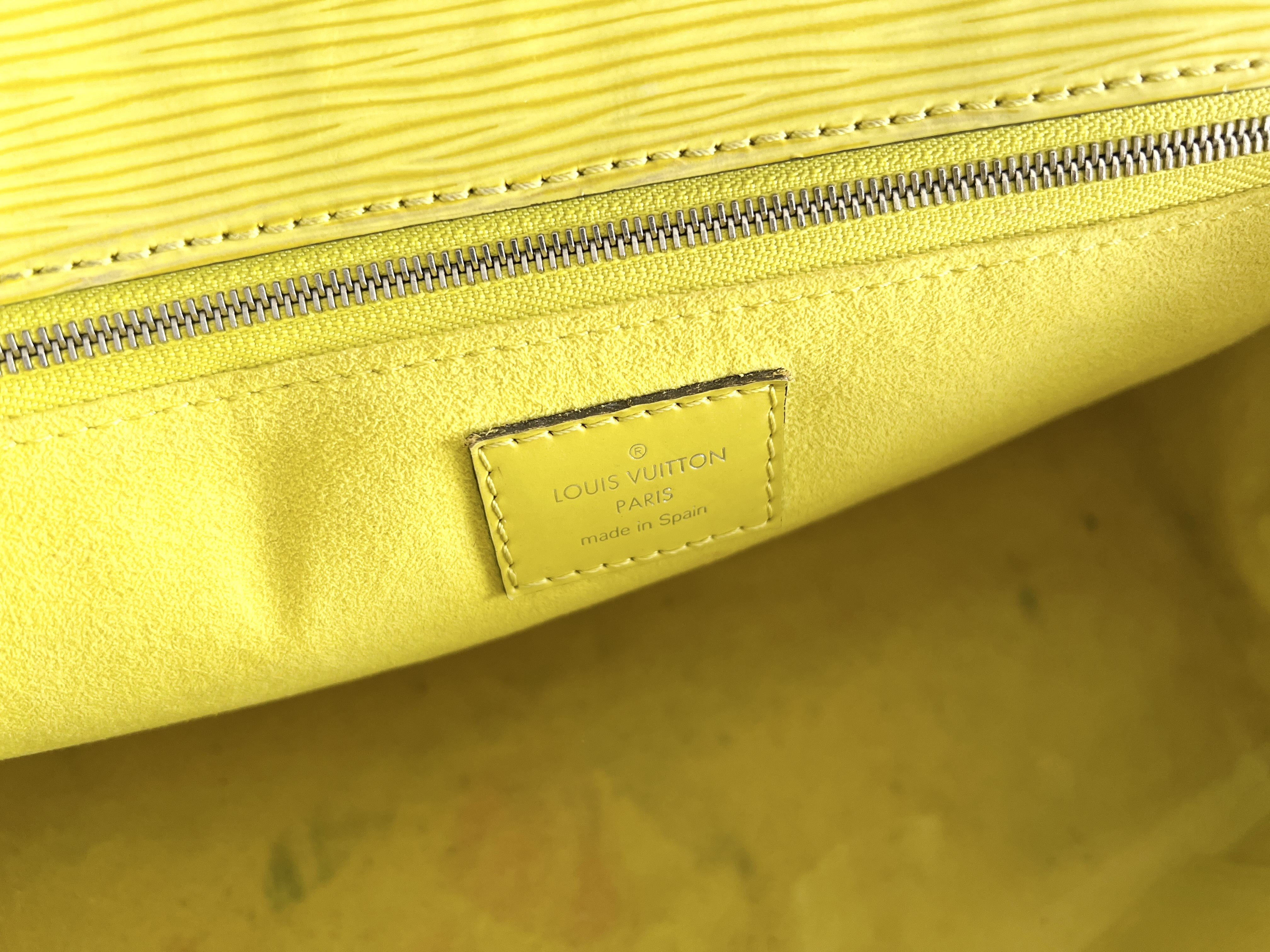 Epi Marly BB Leather 2-way Shoulder Bag/Handbag — view 7