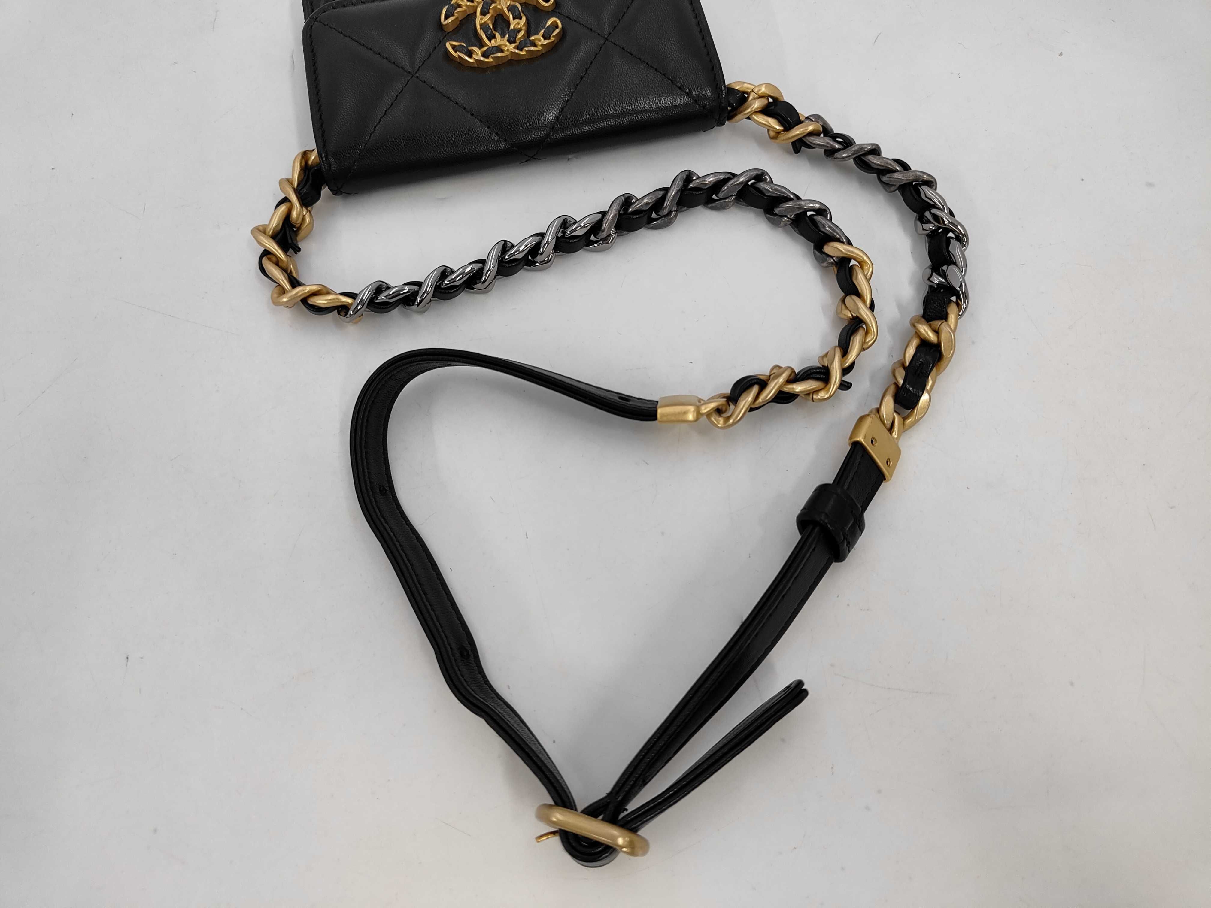 Matelassé Chain Shoulder Bag — view 5