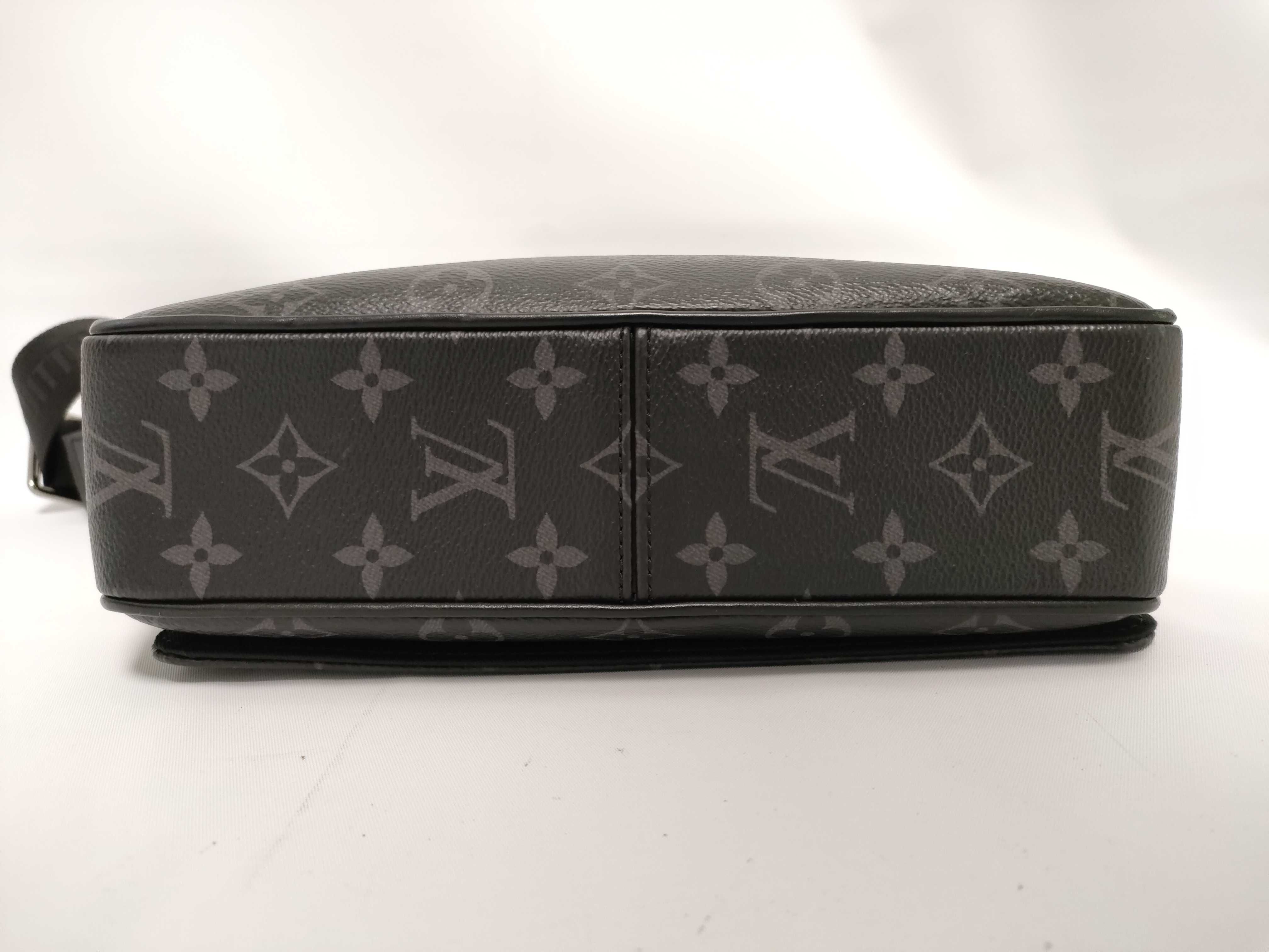 LV Monogram Eclipse District PMNM M44000 RFID detected shoulder bag — view 3