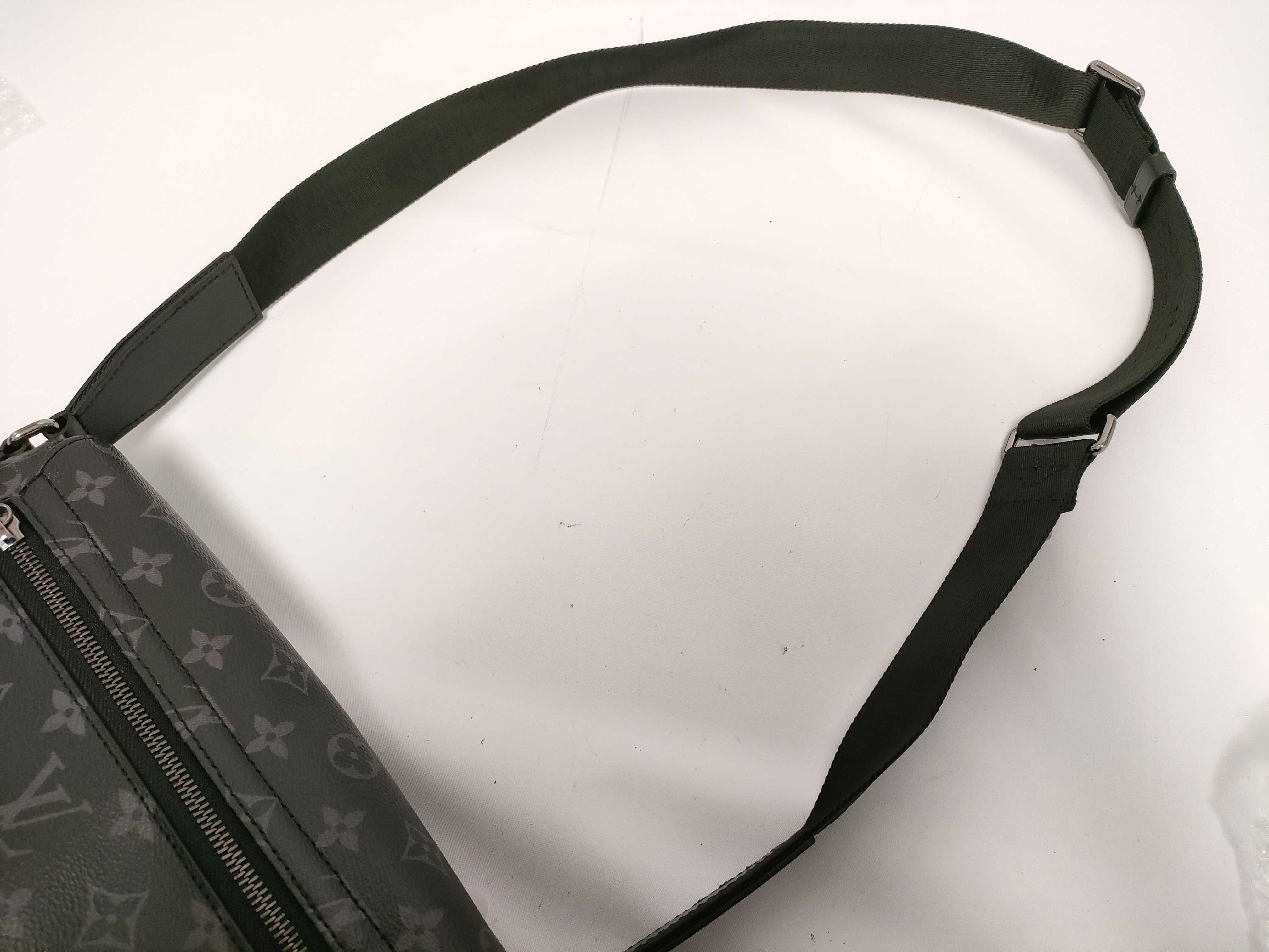 LV Monogram Eclipse District PMNM M44000 RFID detected shoulder bag — view 5