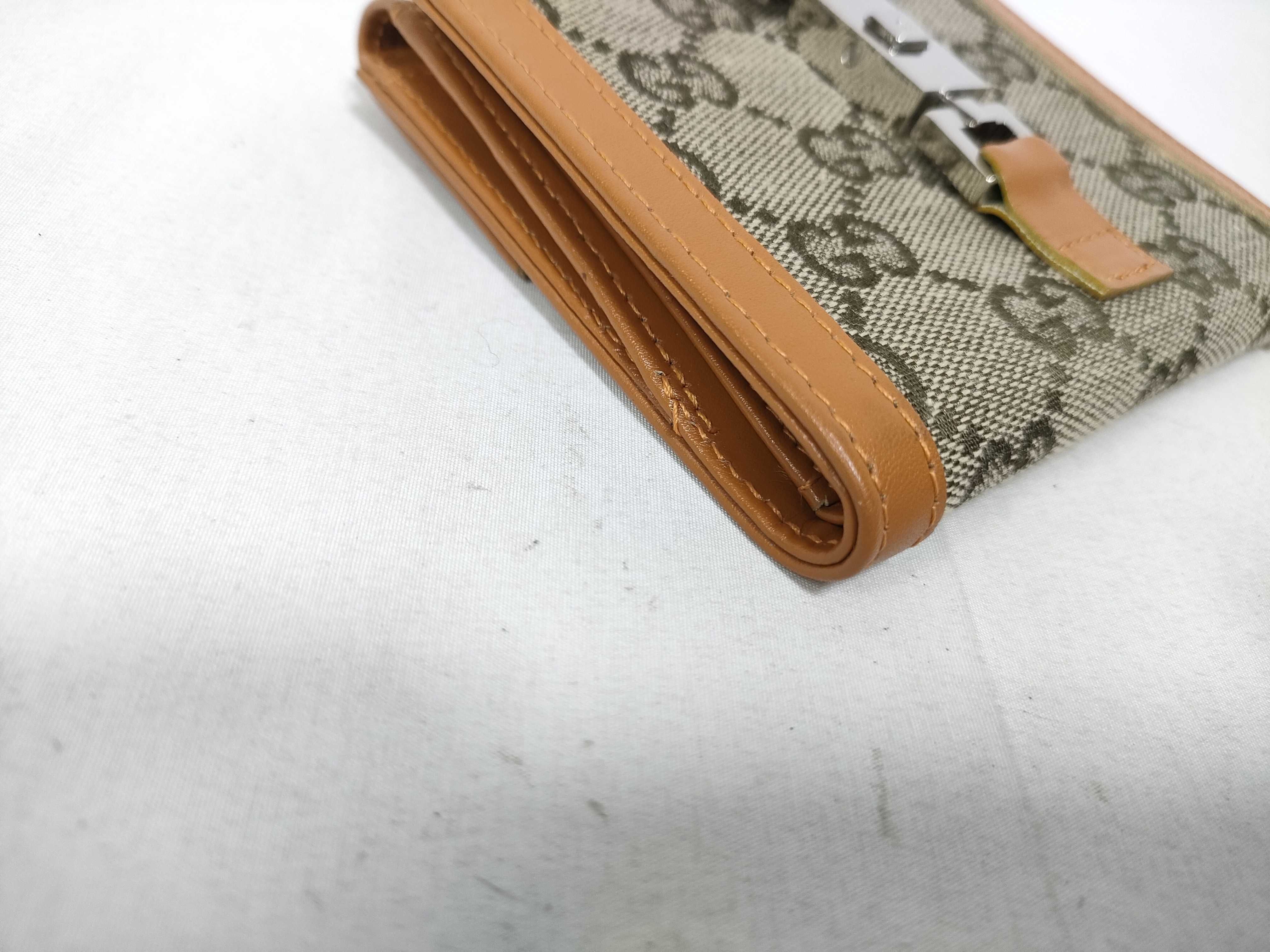 wallet — view 7