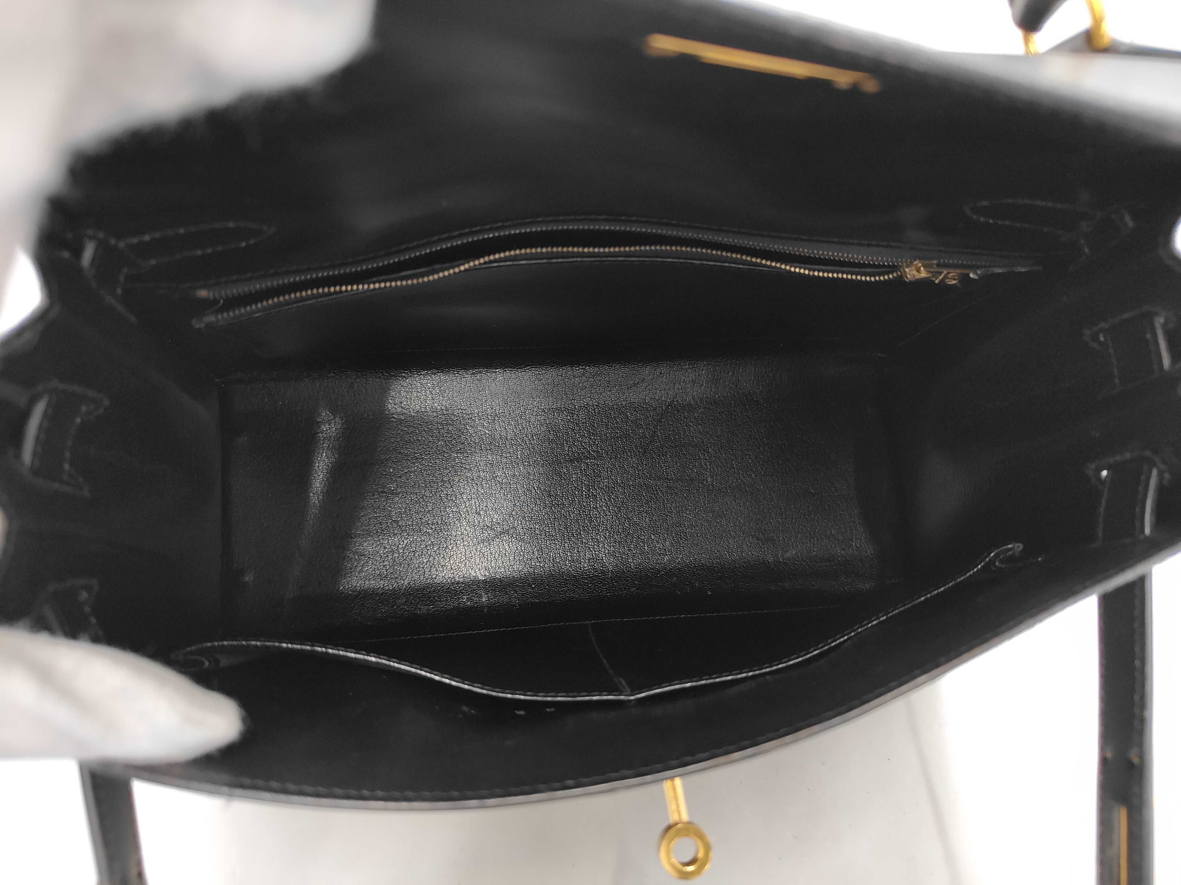 Kelly 32 Black Box Calf Leather Gold Hardware External Stitching Y Stamp Handbag — view 12