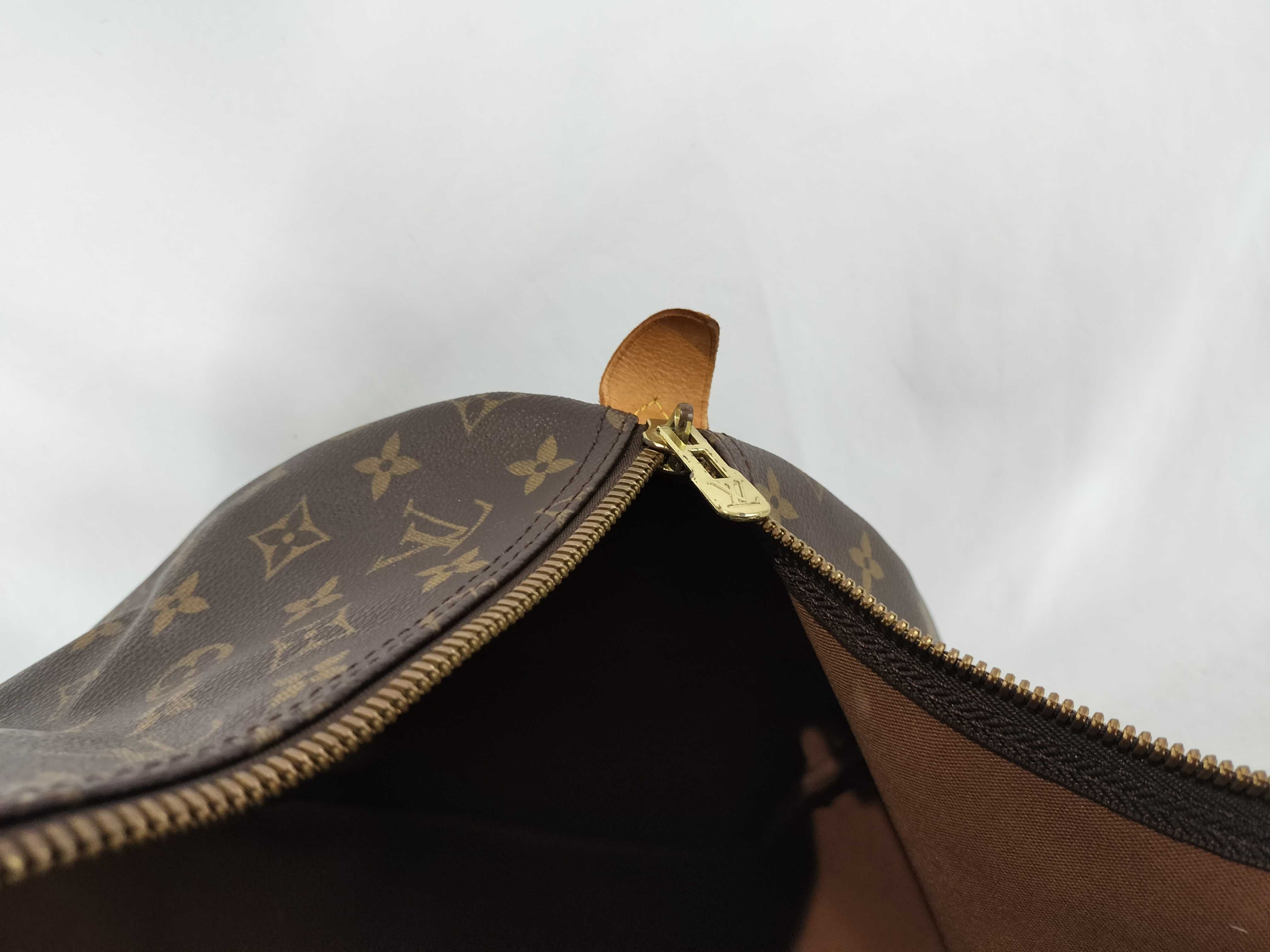 Monogram M41424 Keepall 55 Boston Bag — view 10
