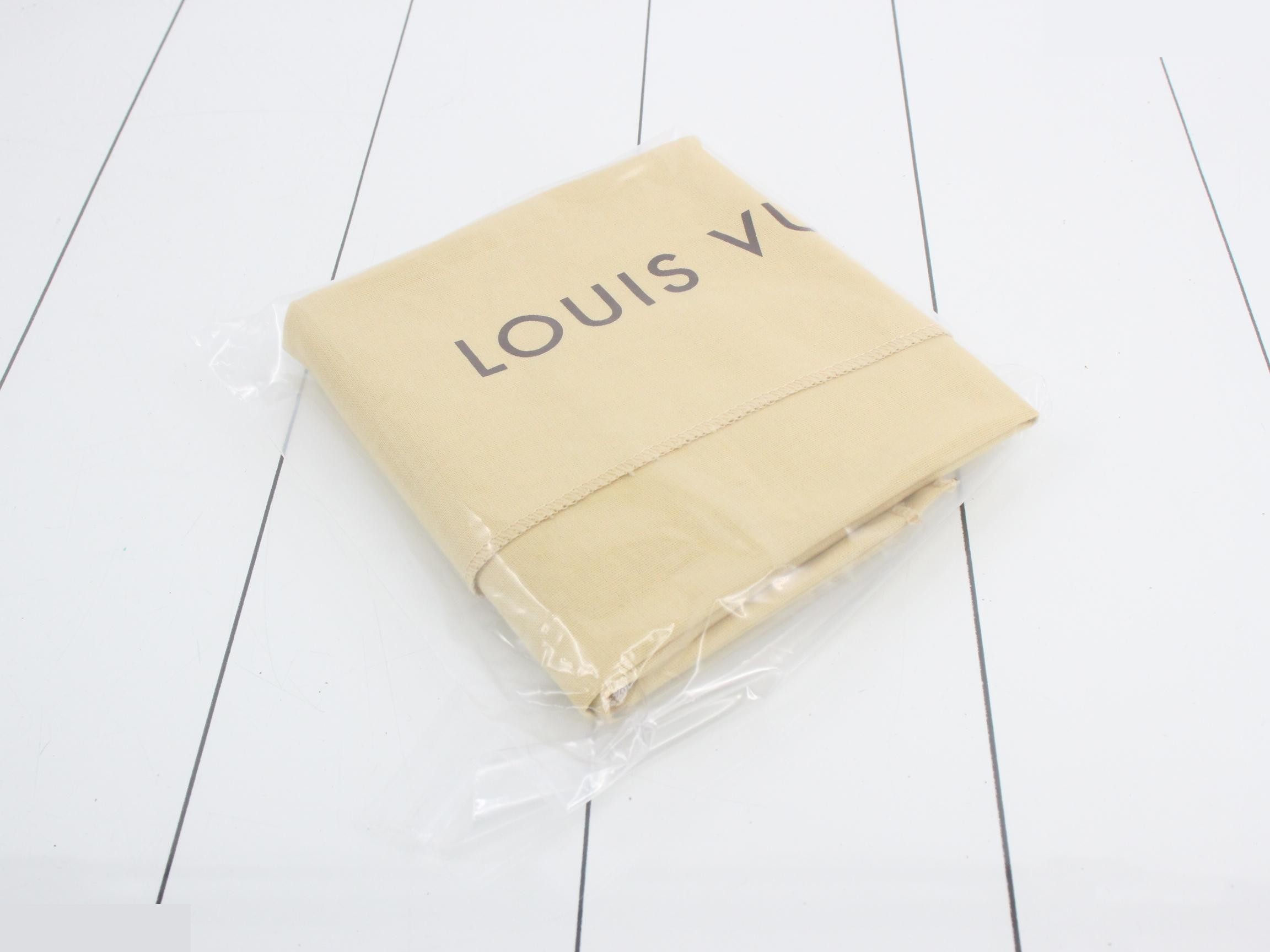 Damier Azur Totally PM Tote Bag — view 7