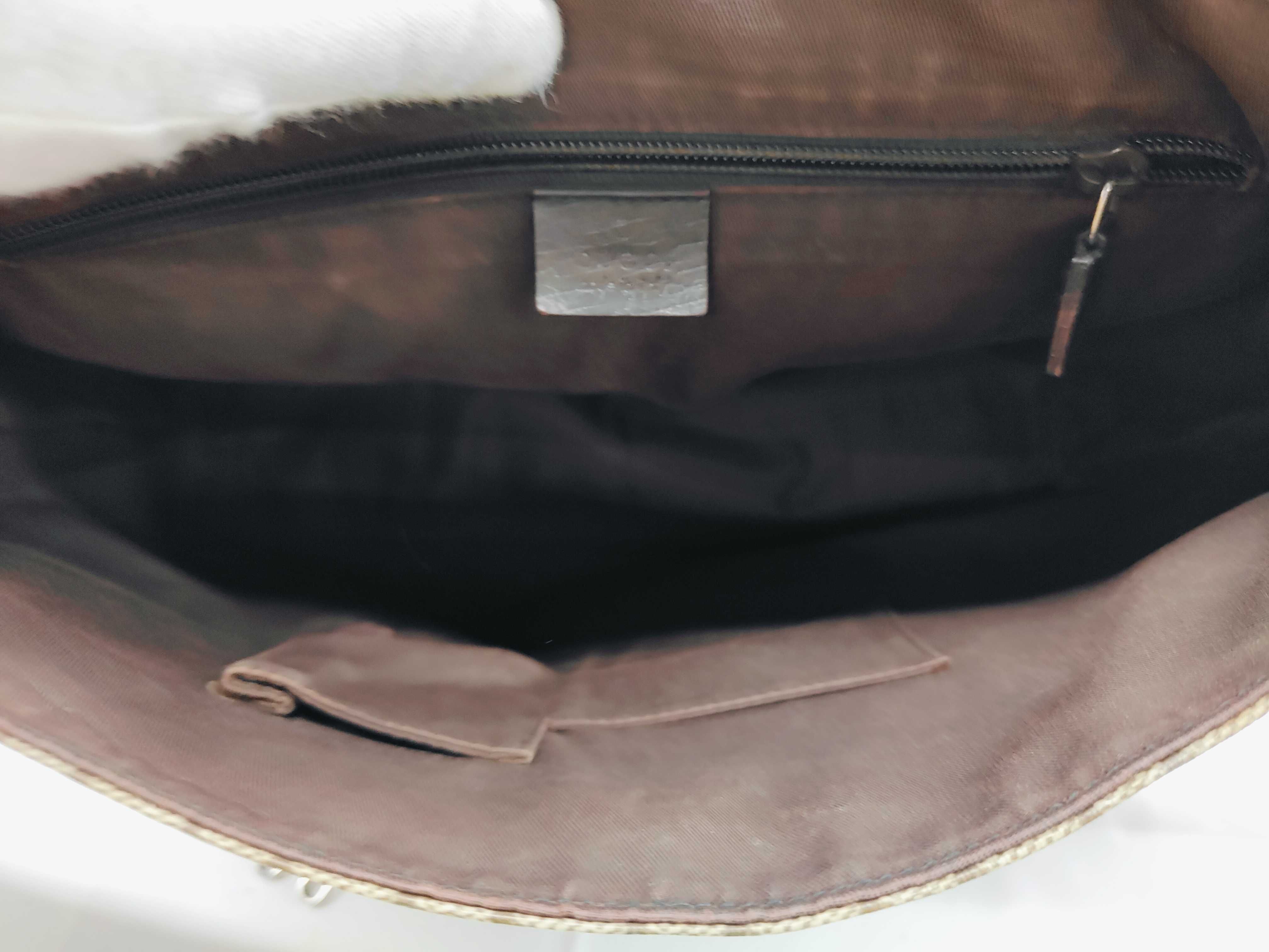 GG Supreme Double Buckle Messenger Bag Shoulder Bag — view 7