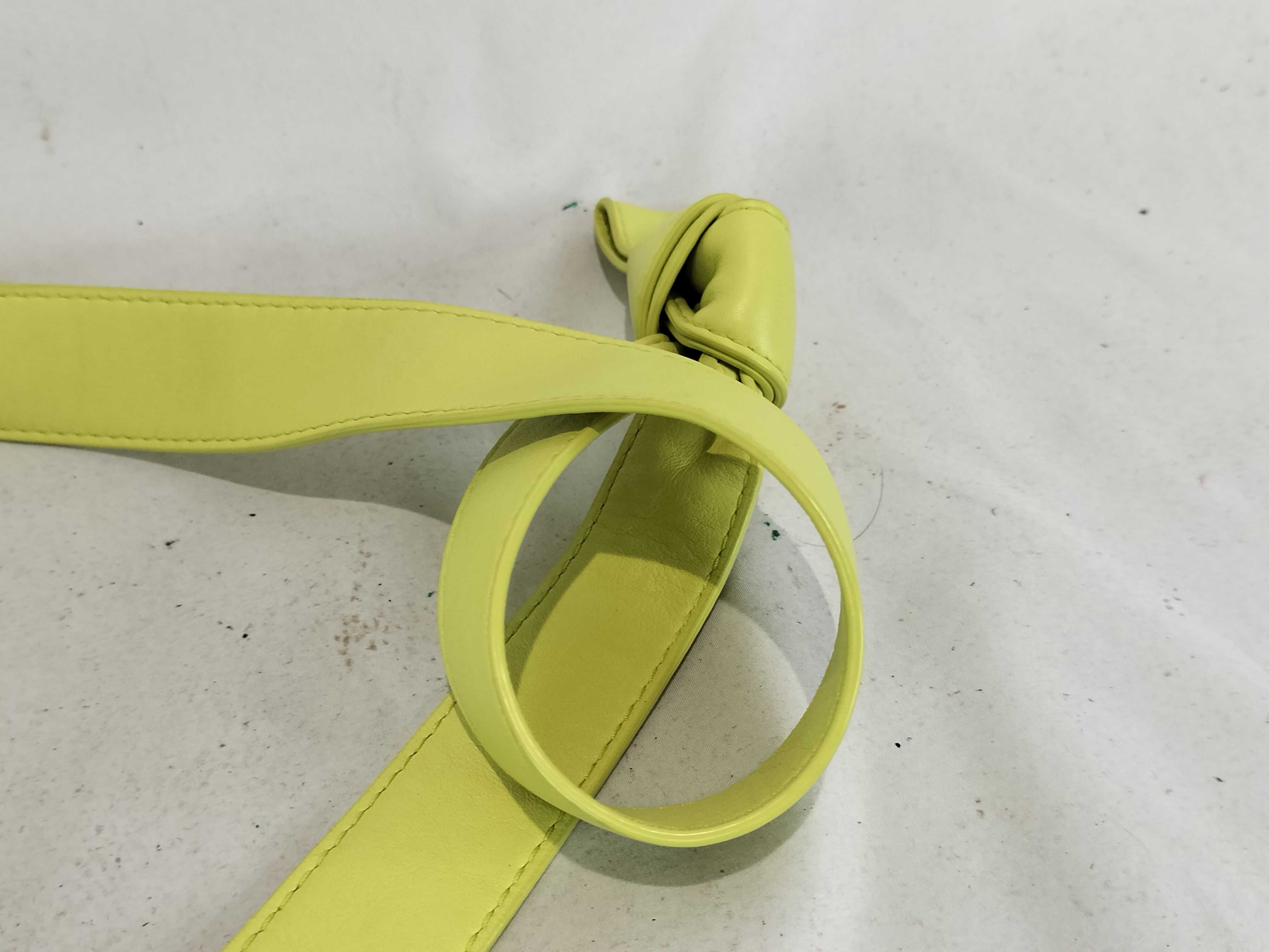 Point Lime Yellow Shoulder Bag — view 4