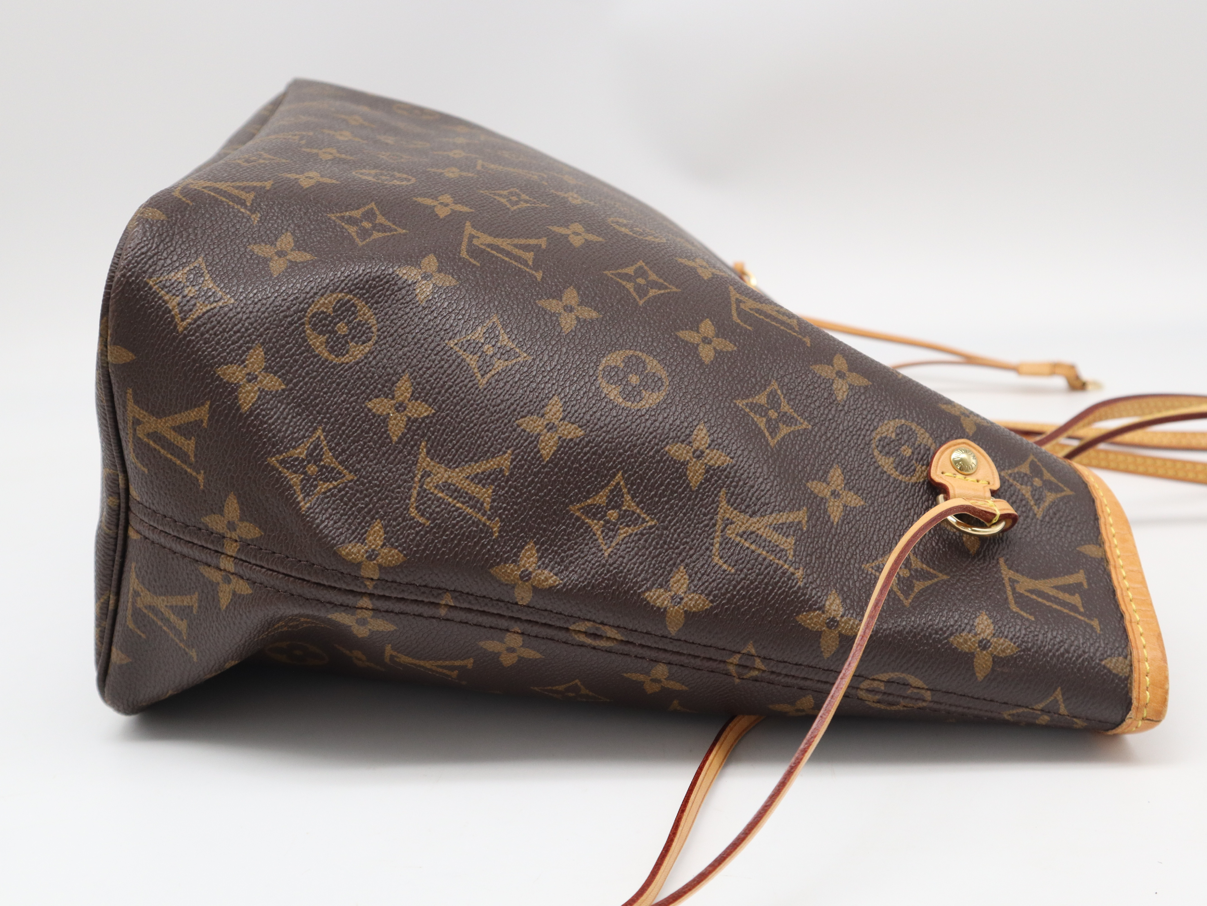 M40995 Monogram Neverfull MM Tote Bag with Dust Bag — view 4