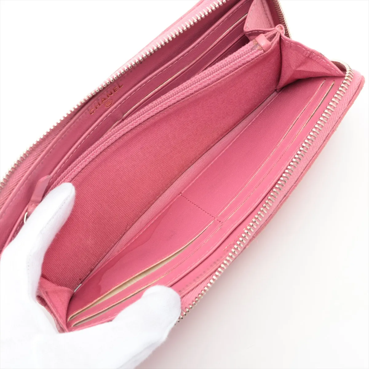 Matelassé Lambskin Long Wallet, Pink with Gold Hardware, 17896801 — view 6