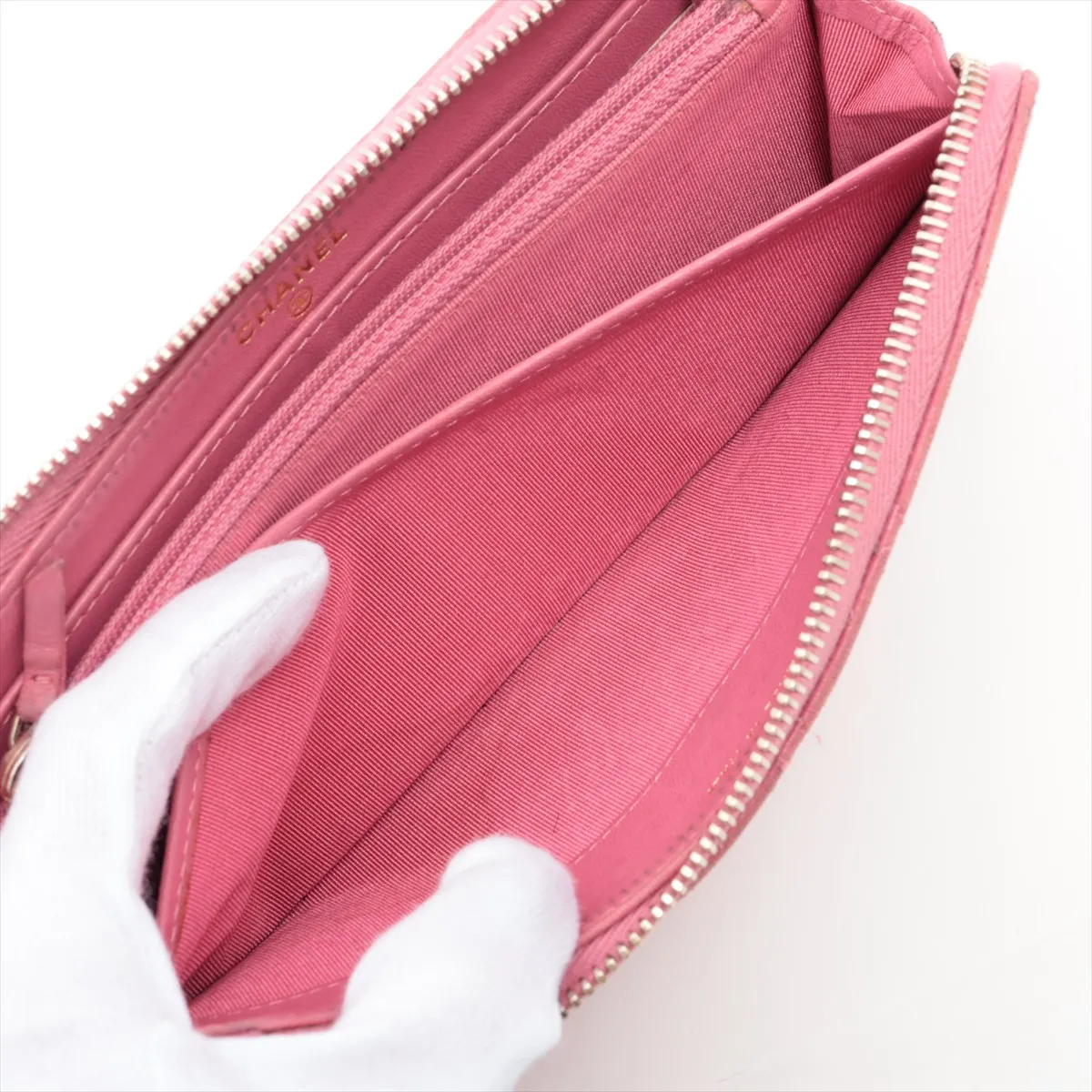 Matelassé Lambskin Long Wallet, Pink with Gold Hardware, 17896801 — view 7