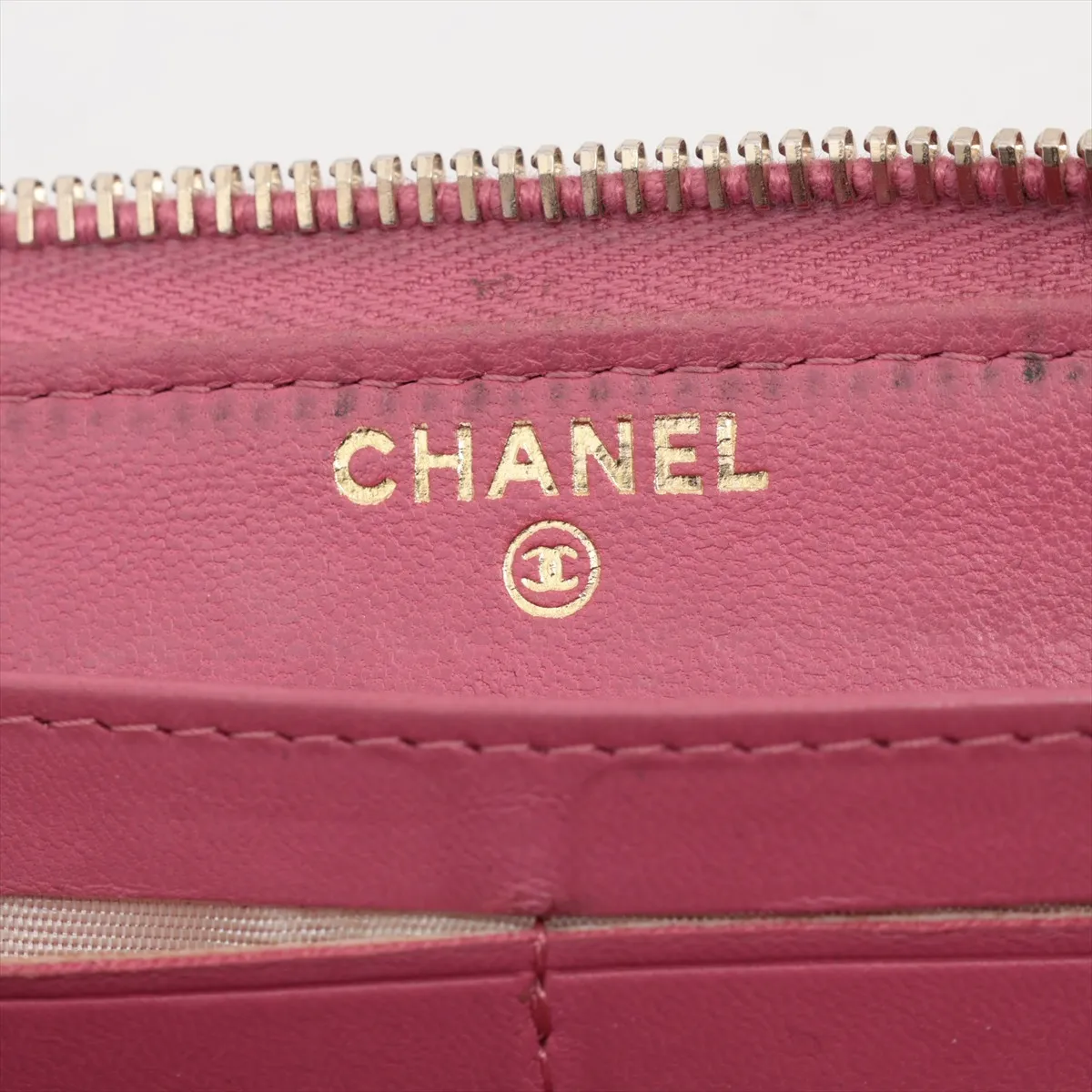 Matelassé Lambskin Long Wallet, Pink with Gold Hardware, 17896801 — view 9