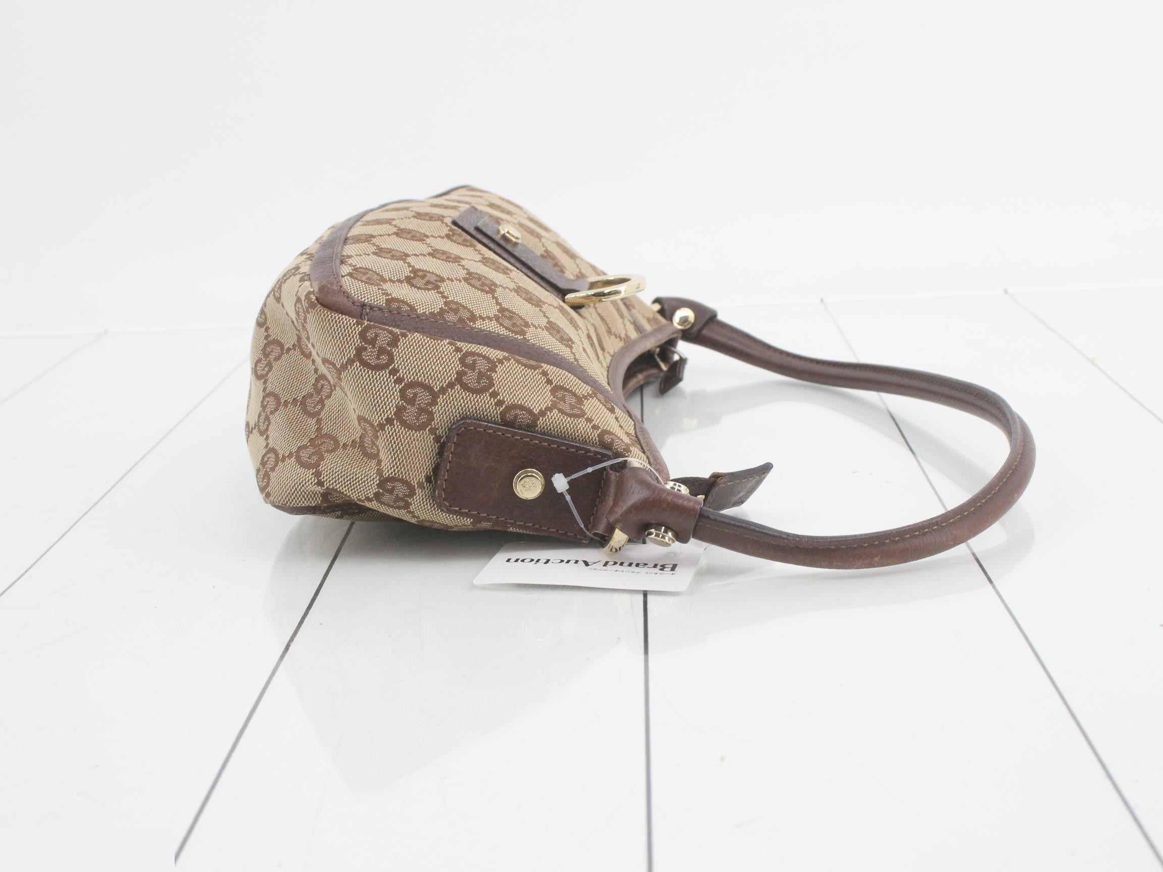 GG Canvas Abbey Handbag — view 3