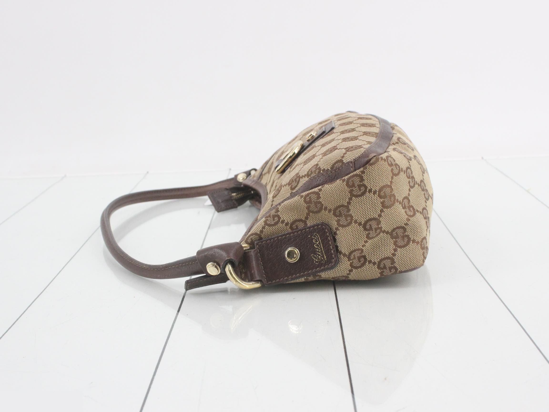 GG Canvas Abbey Handbag — view 4