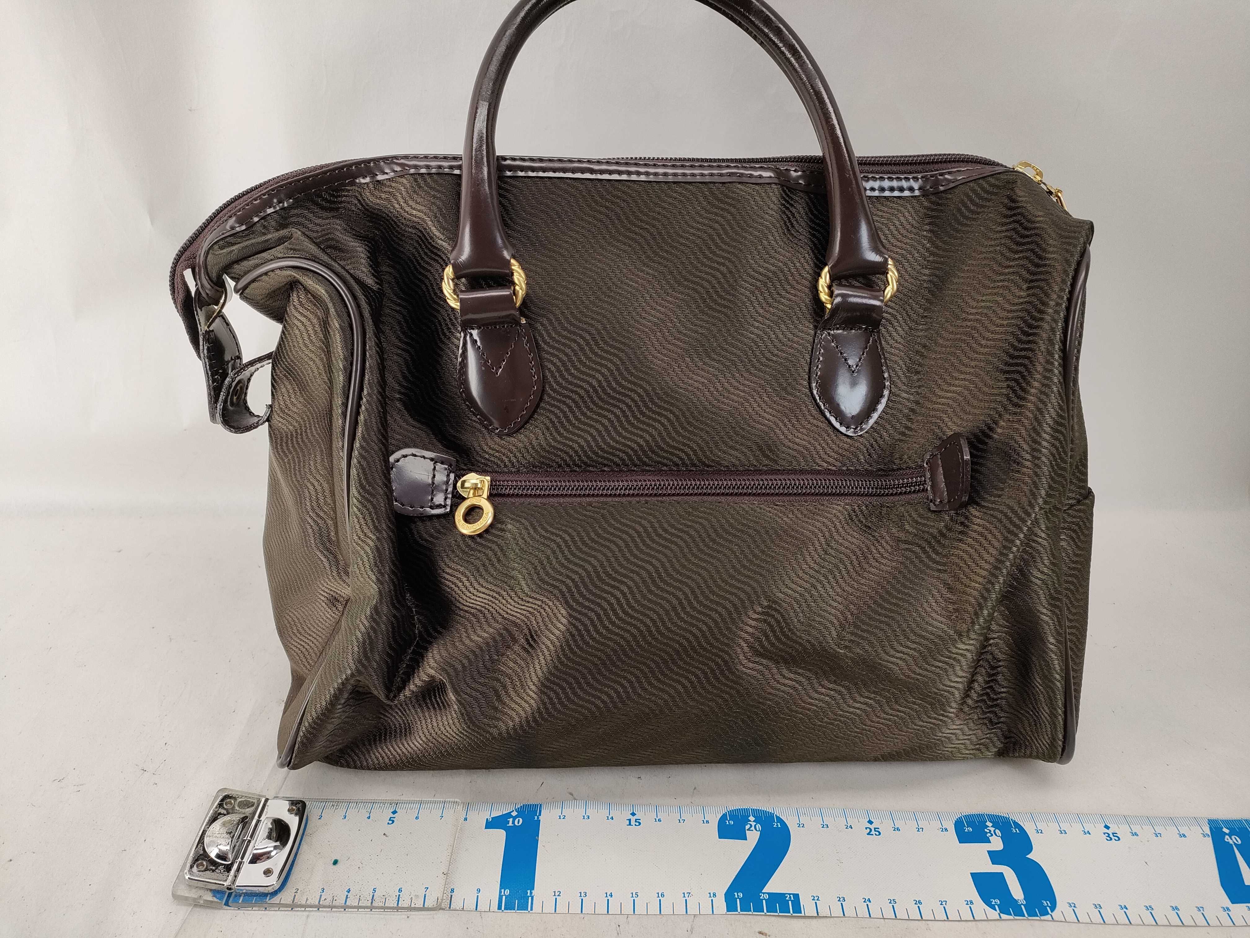 BB hardware Boston handbag, vintage, with tags. — view 2