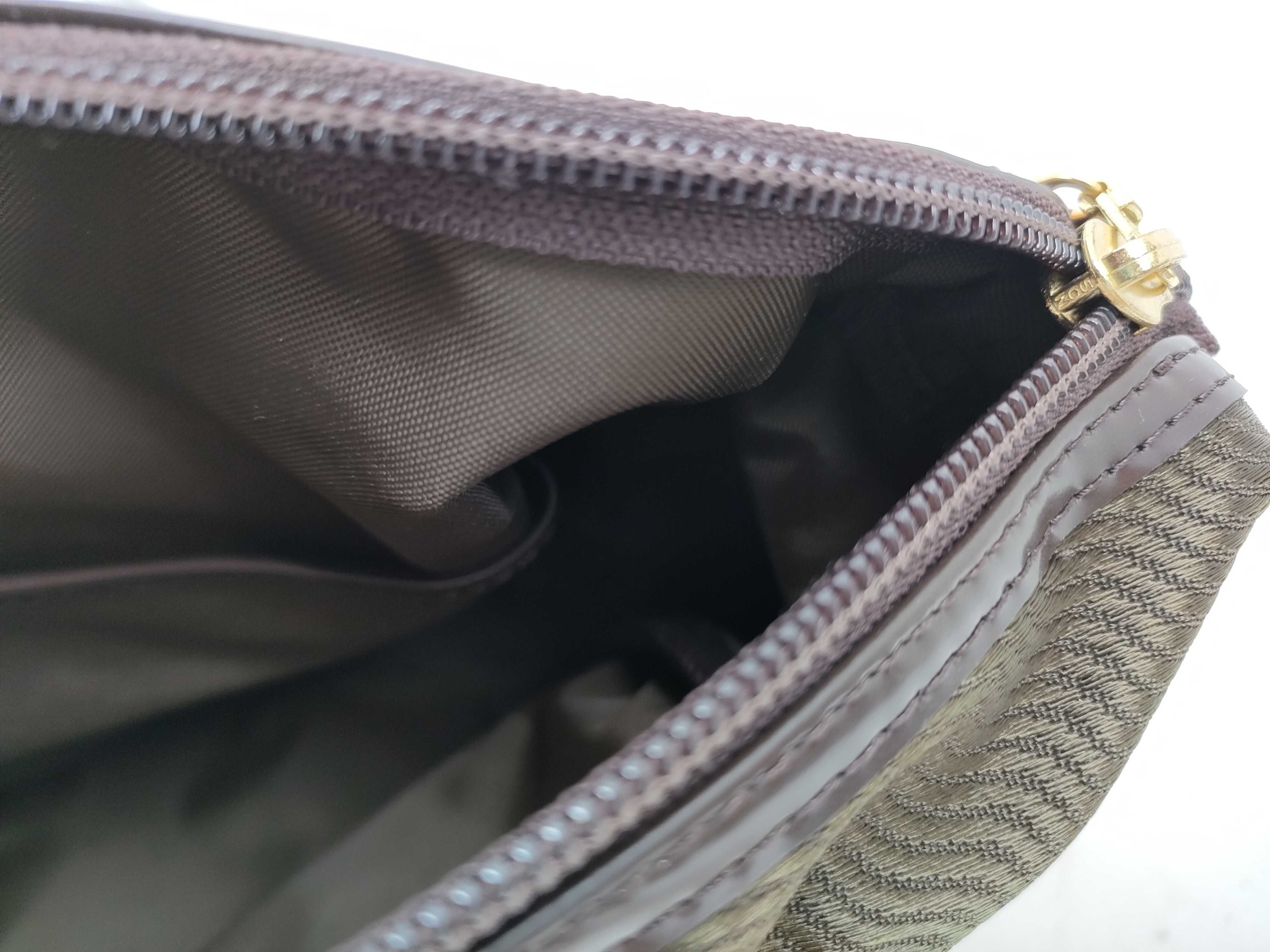 BB hardware Boston handbag, vintage, with tags. — view 10