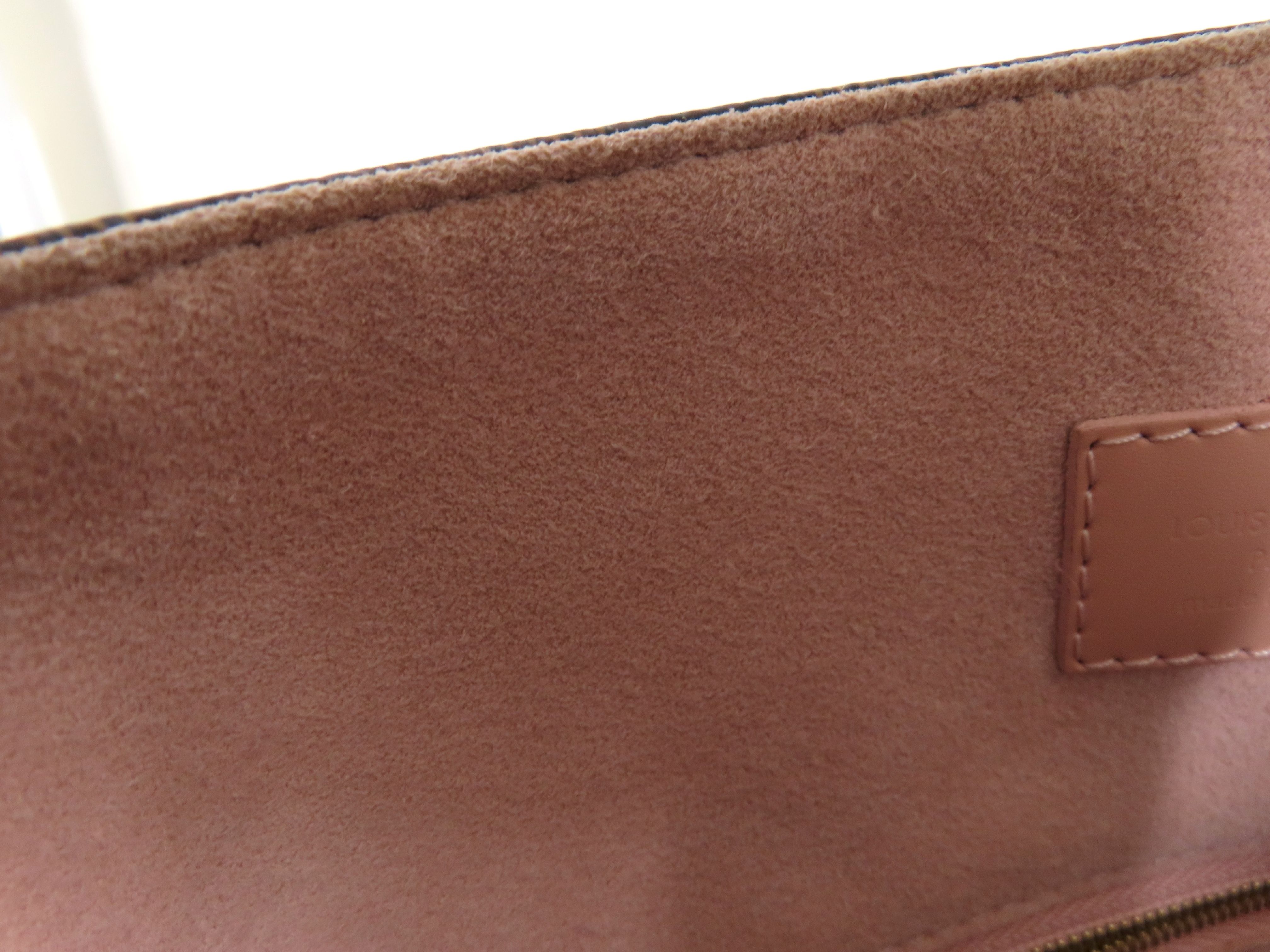 Damier Caissa Hobo SR1107 Shoulder Bag — view 13