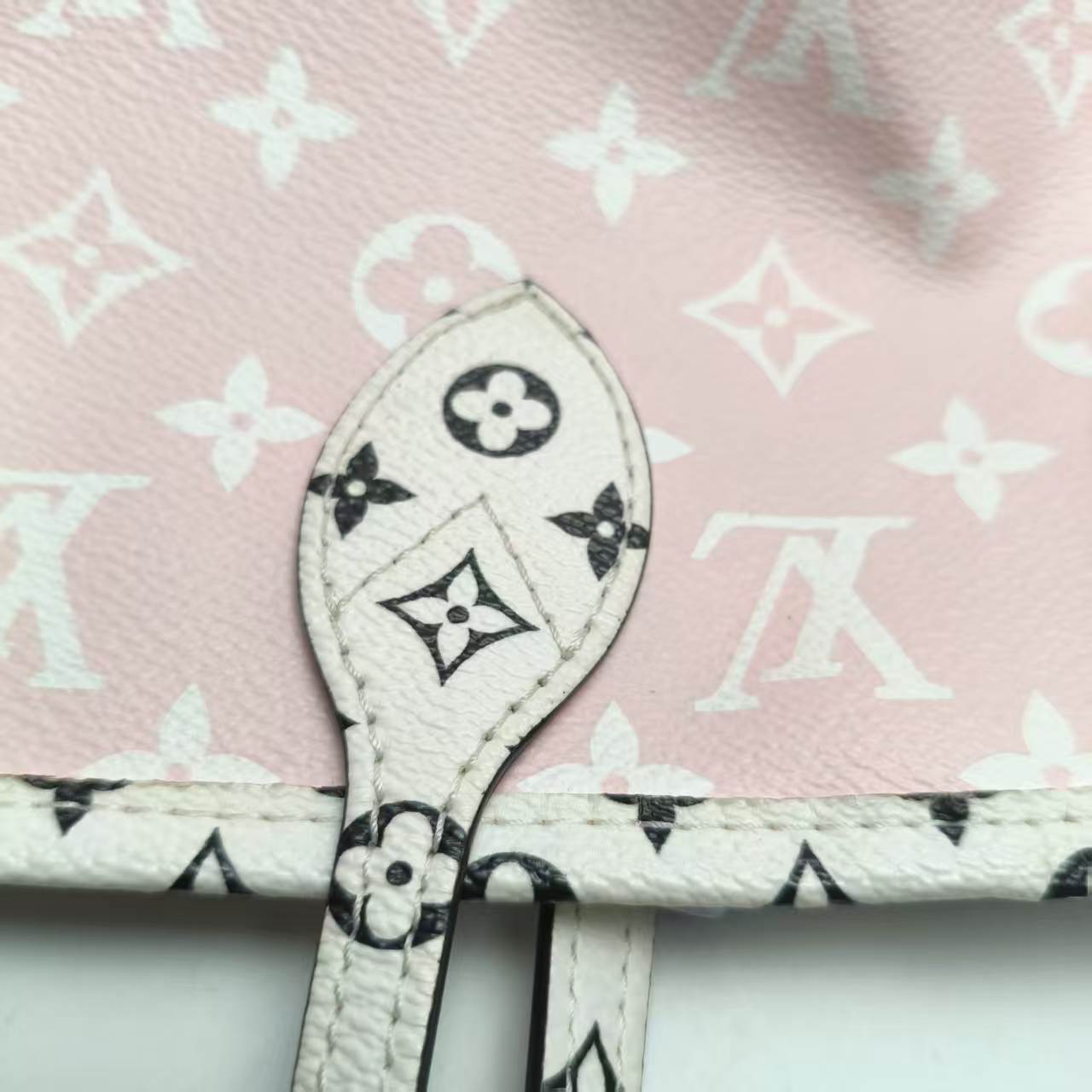 【*Shipped from: China*】LOUIS VUITTON Neverfull PU Handbag — view 12