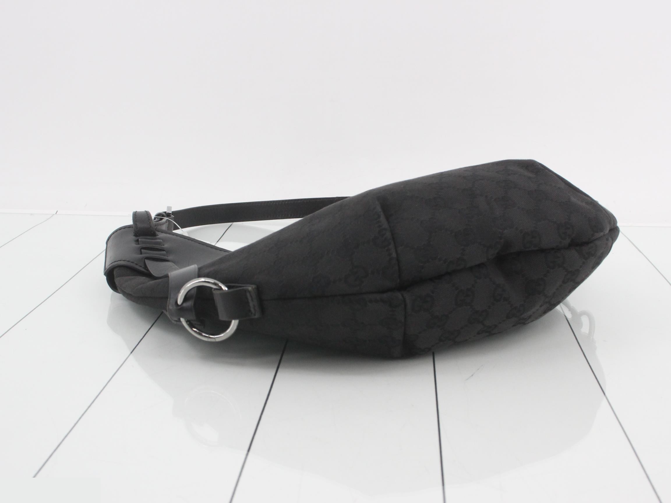 GG Canvas Hobo Shoulder Bag — view 5