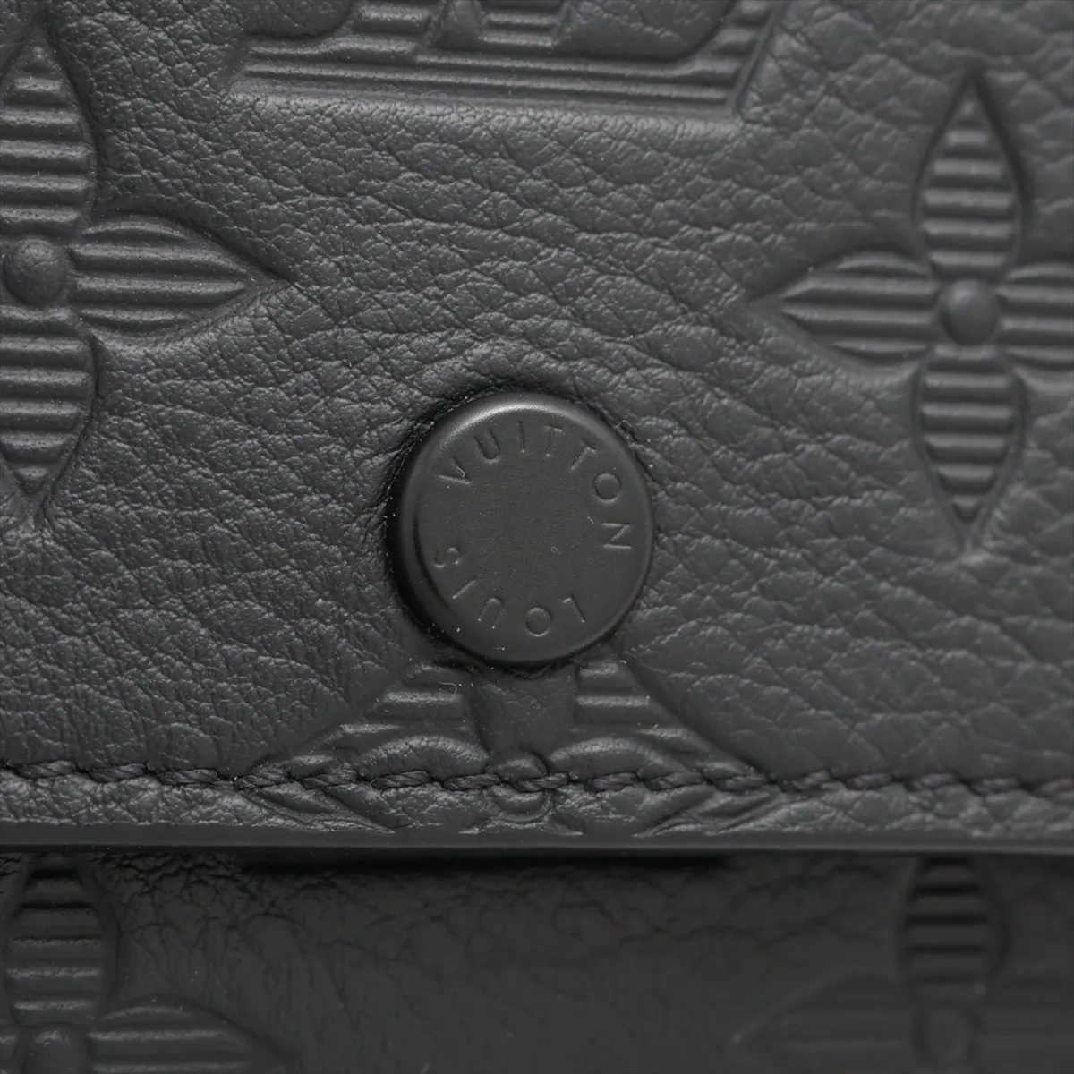 Monogram Shadow Victor Wallet M12635 Black Compact Wallet RFID Reactive — view 9