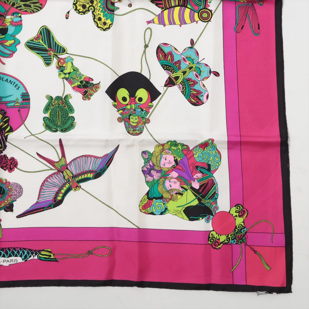 Carre 90 SOIES VOLANTES Silk Scarf, Pink, with some wear, — view 4
