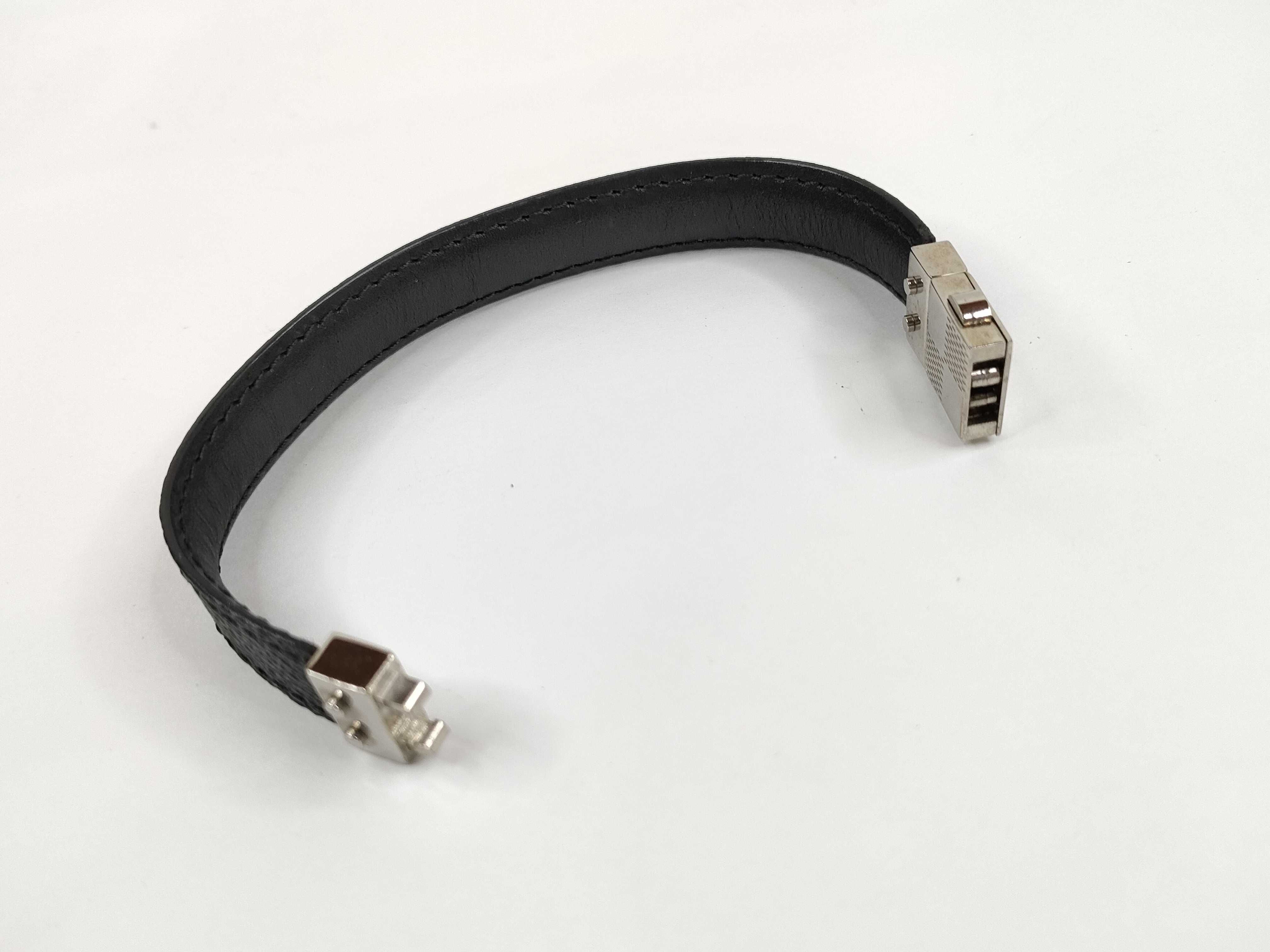 Damier Graphite LV Damier Graphite Reversible Bracelet Bracelet/Bangle — view 4