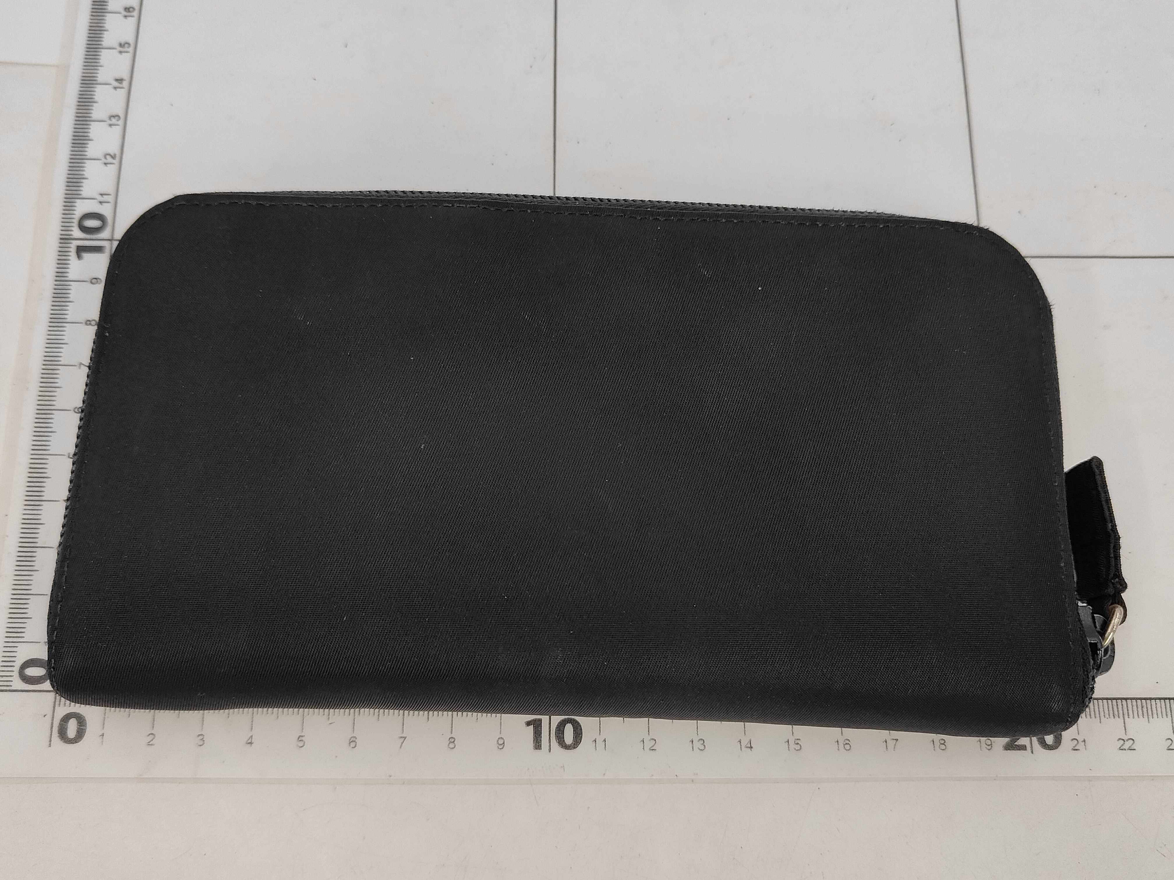 wallet — view 2