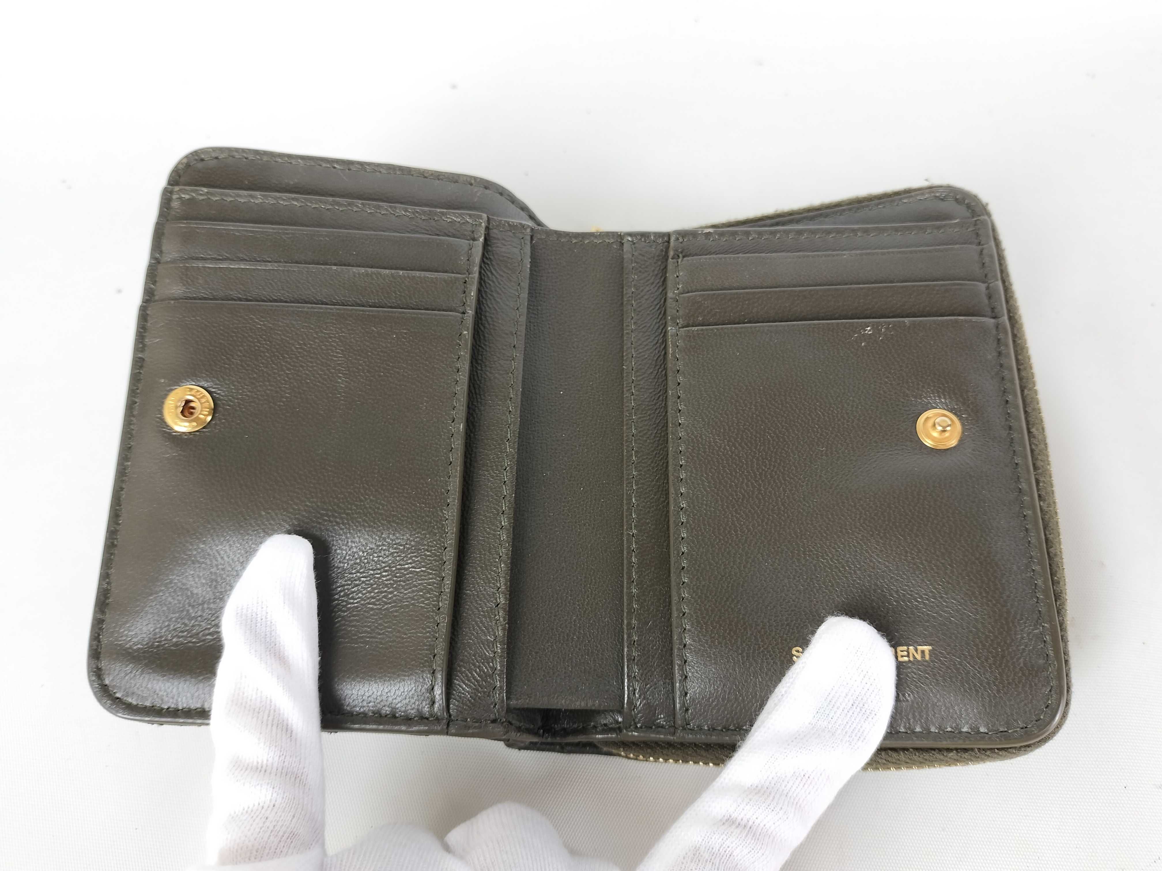 Round Zip Folding Wallet, Khaki — view 4