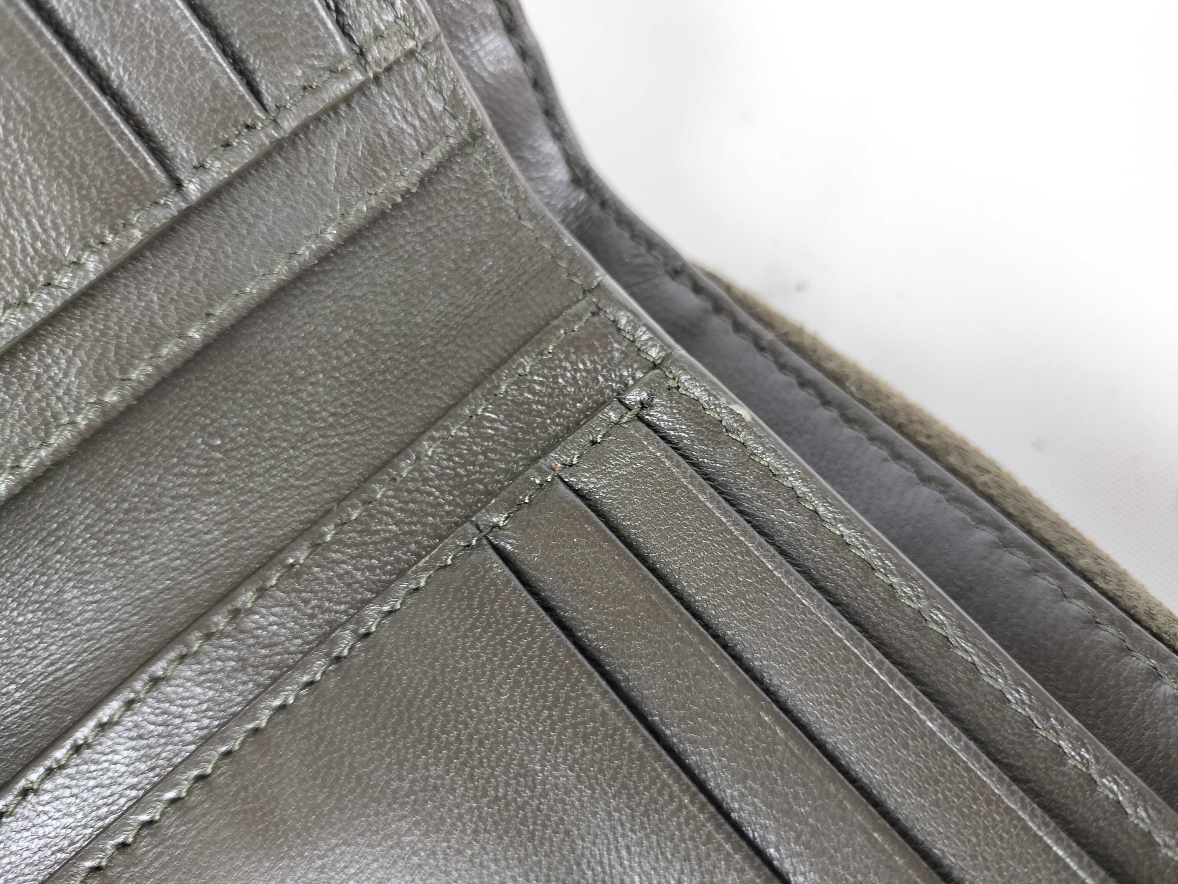 Round Zip Folding Wallet, Khaki — view 10