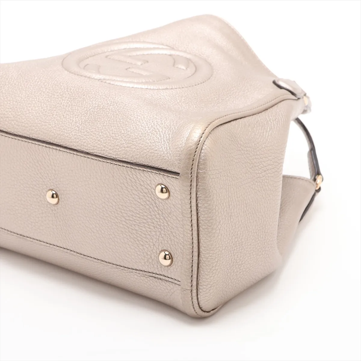 Soho 336751 Leather 2-Way Handbag Gold — view 3