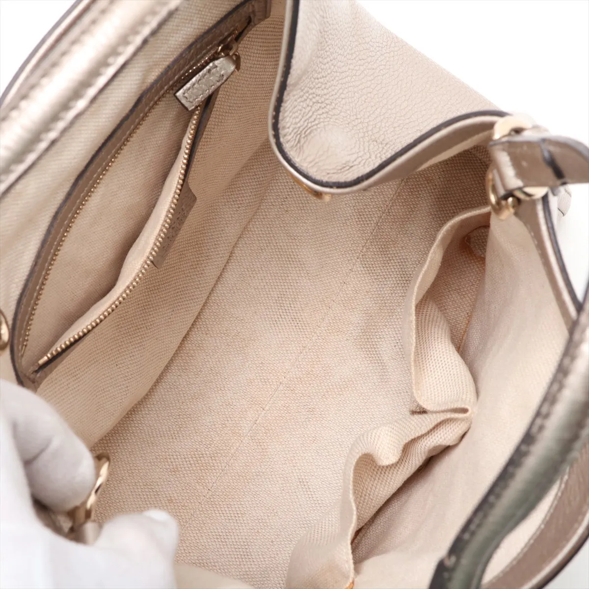 Soho 336751 Leather 2-Way Handbag Gold — view 8