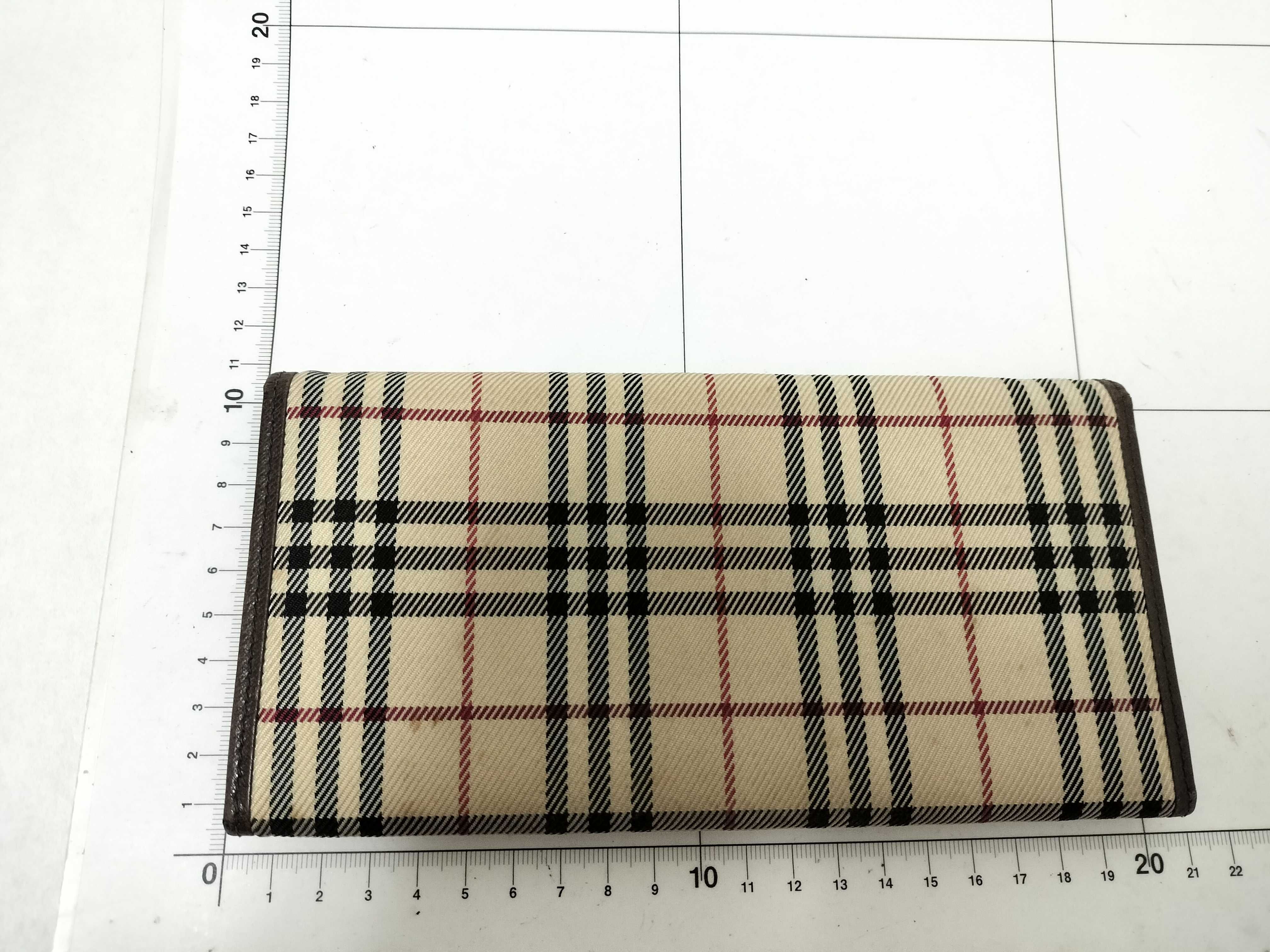 wallet — view 2
