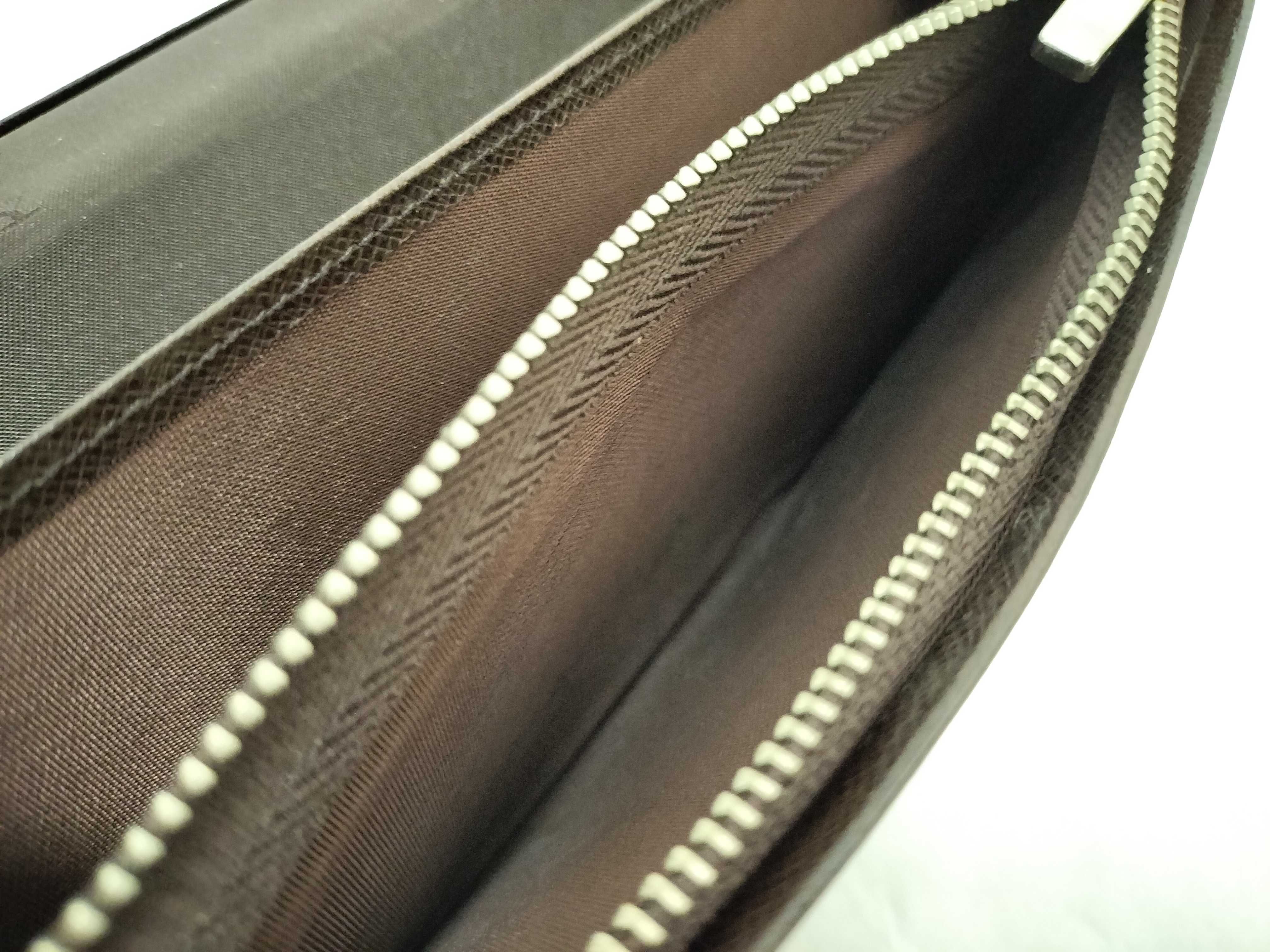 wallet — view 10