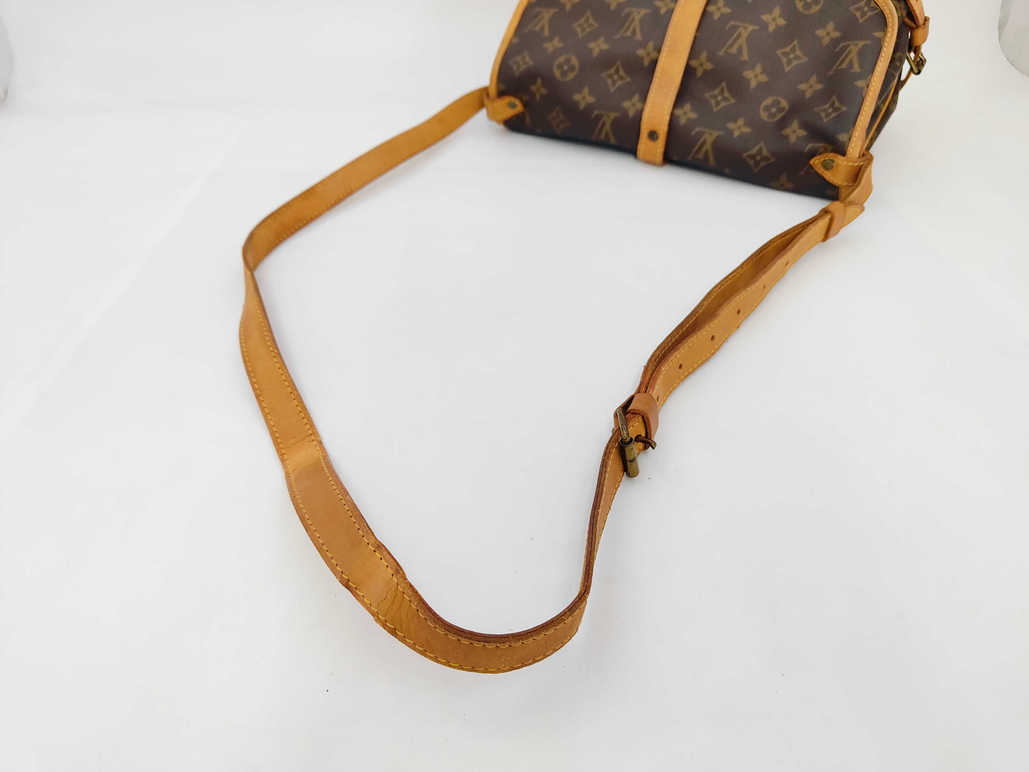 Monogram Brand Bag Saumur 30AR0941 Shoulder Bag — view 3