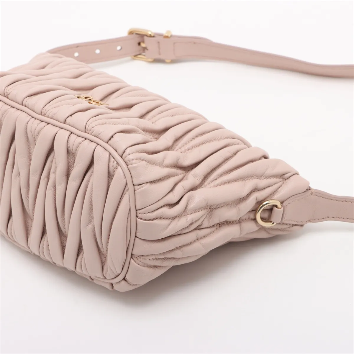 Matelassé Leather Shoulder Bag Pink — view 3