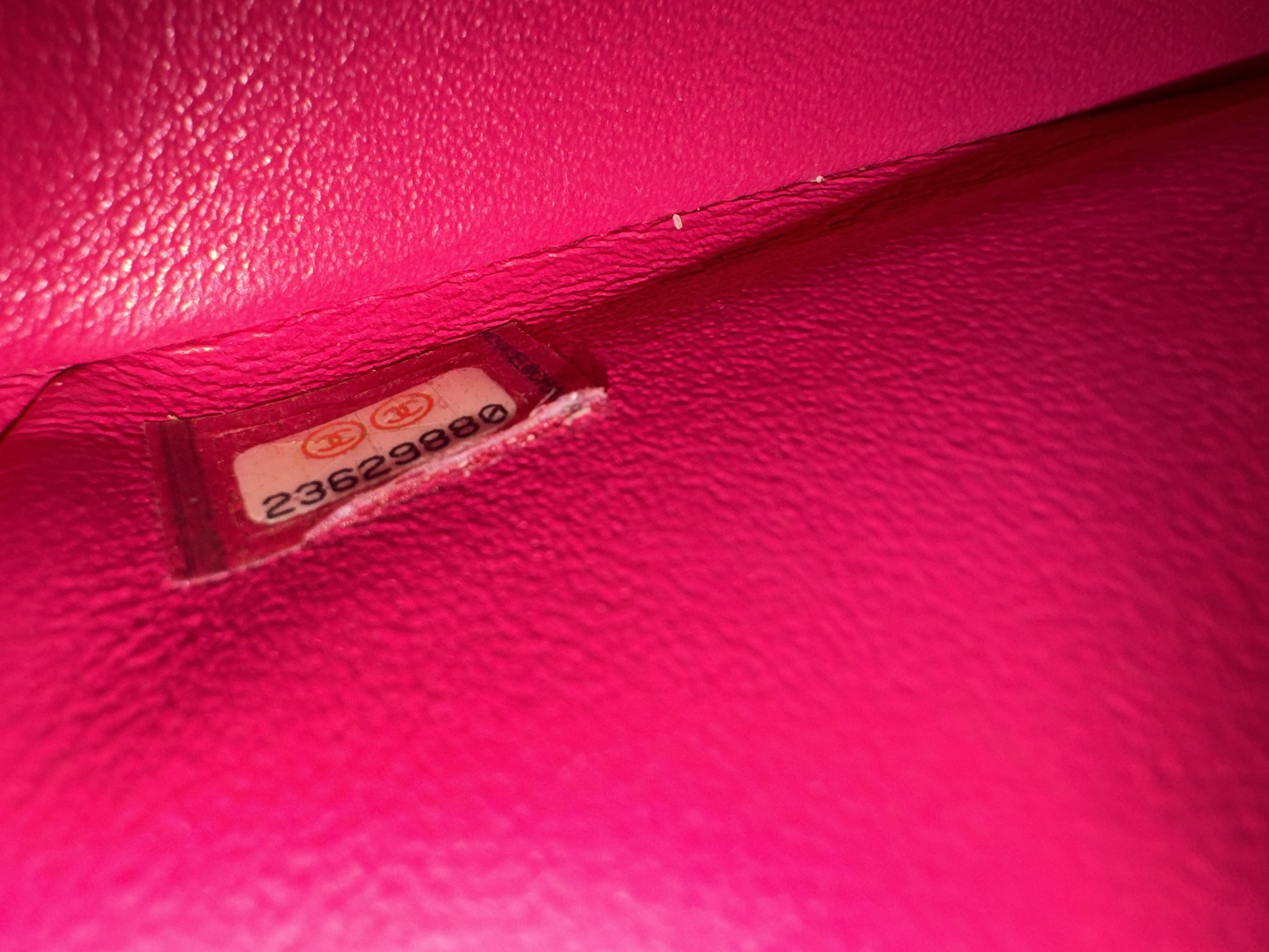 Lambskin Chevron V-Stitch Pink Shoulder Bag — view 12