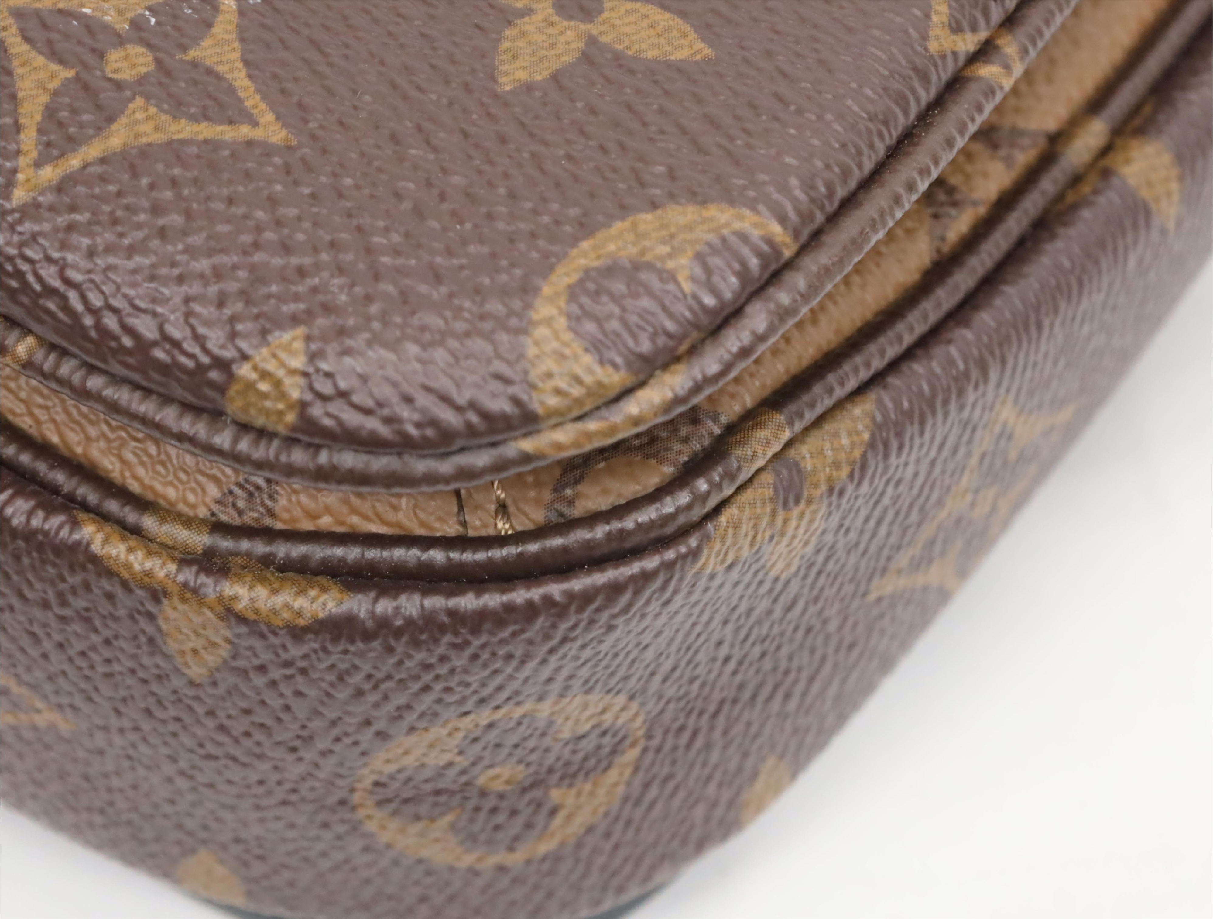 Pochette Metis MM M44876 Shoulder Bag — view 7