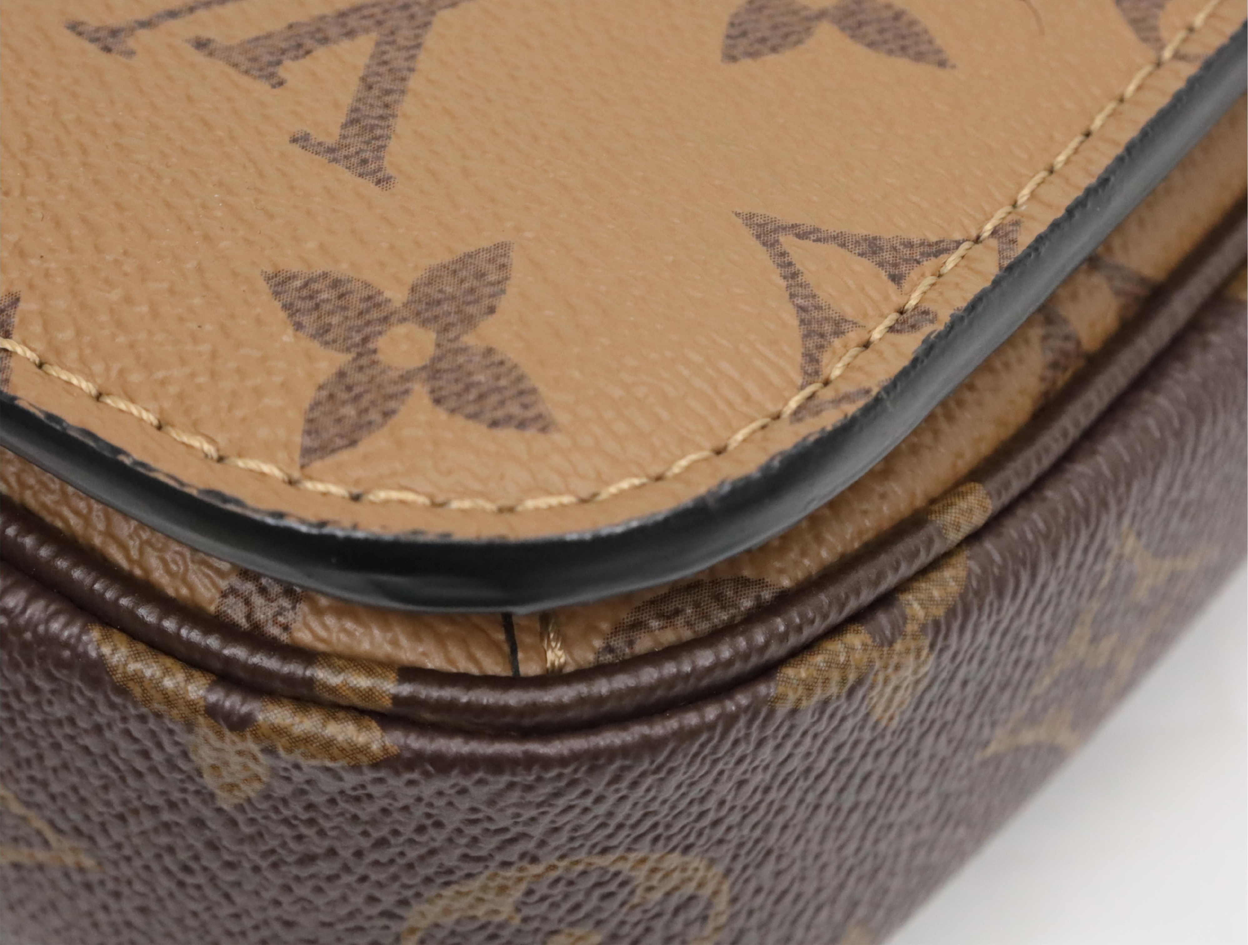 Pochette Metis MM M44876 Shoulder Bag — view 8